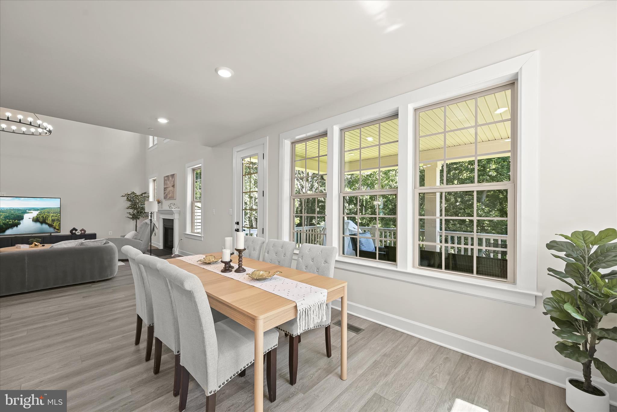 CEDAR CREEK - Residential