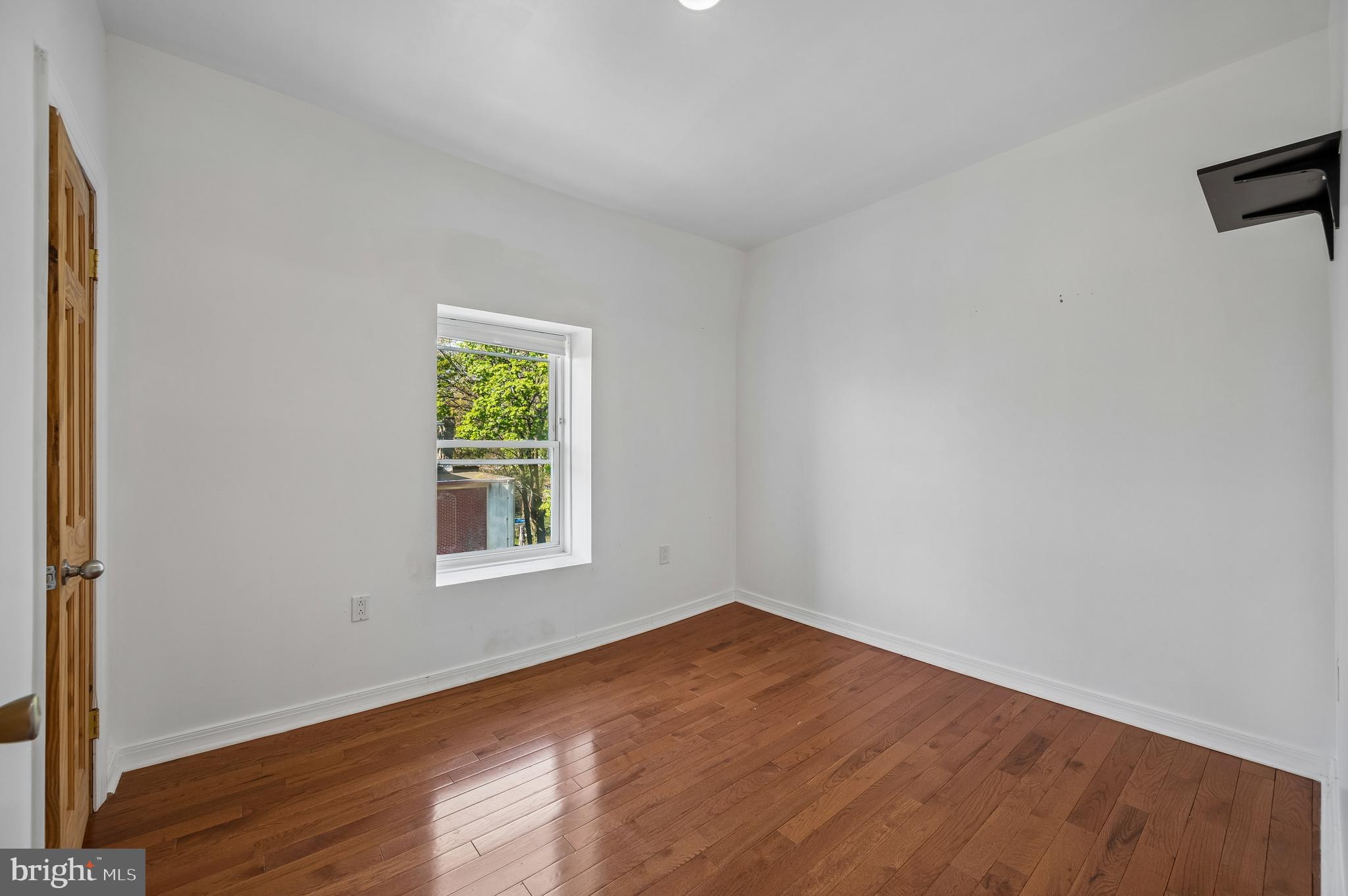GERMANTOWN - Residential