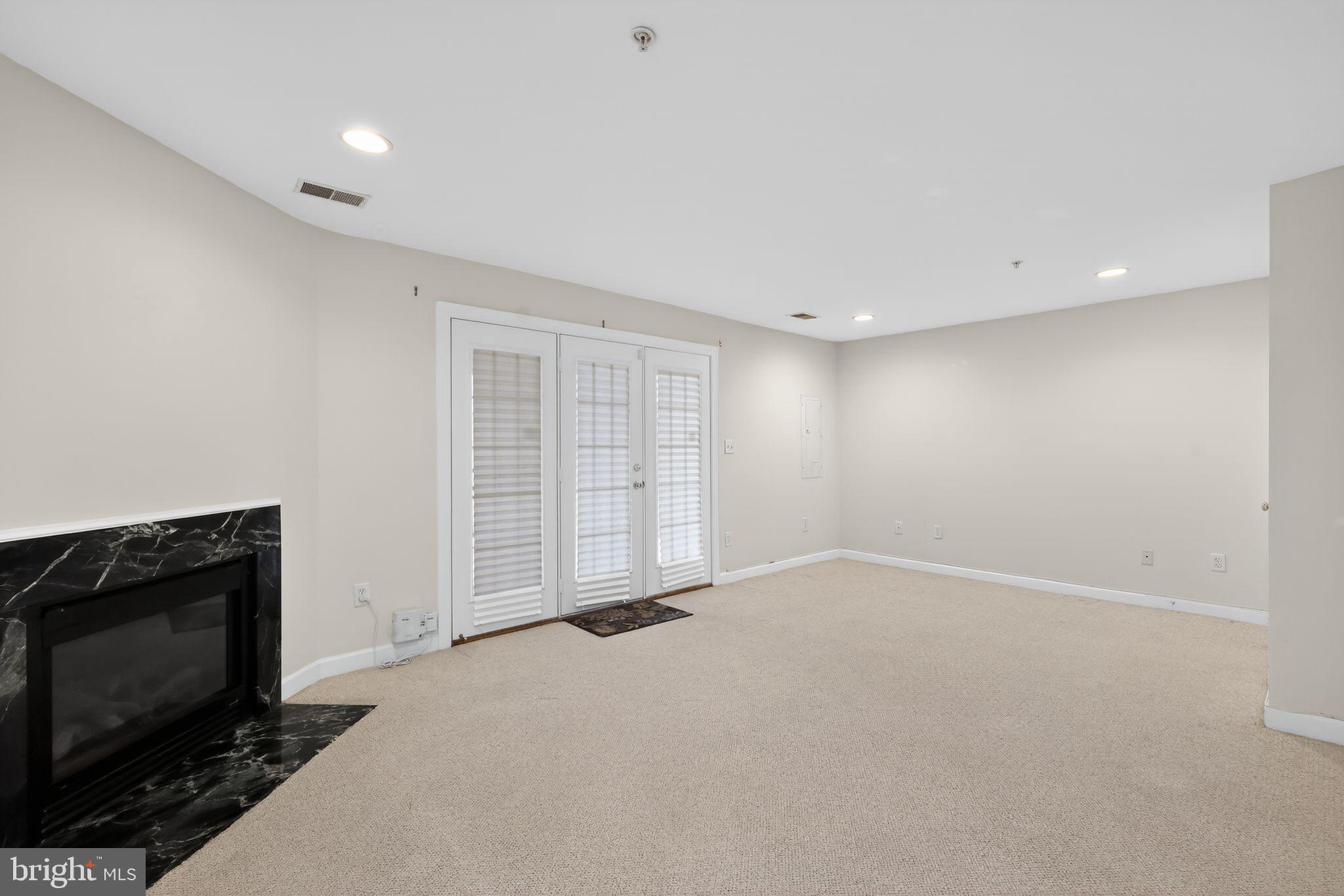 WHEATON OUT RES. (2) - Residential