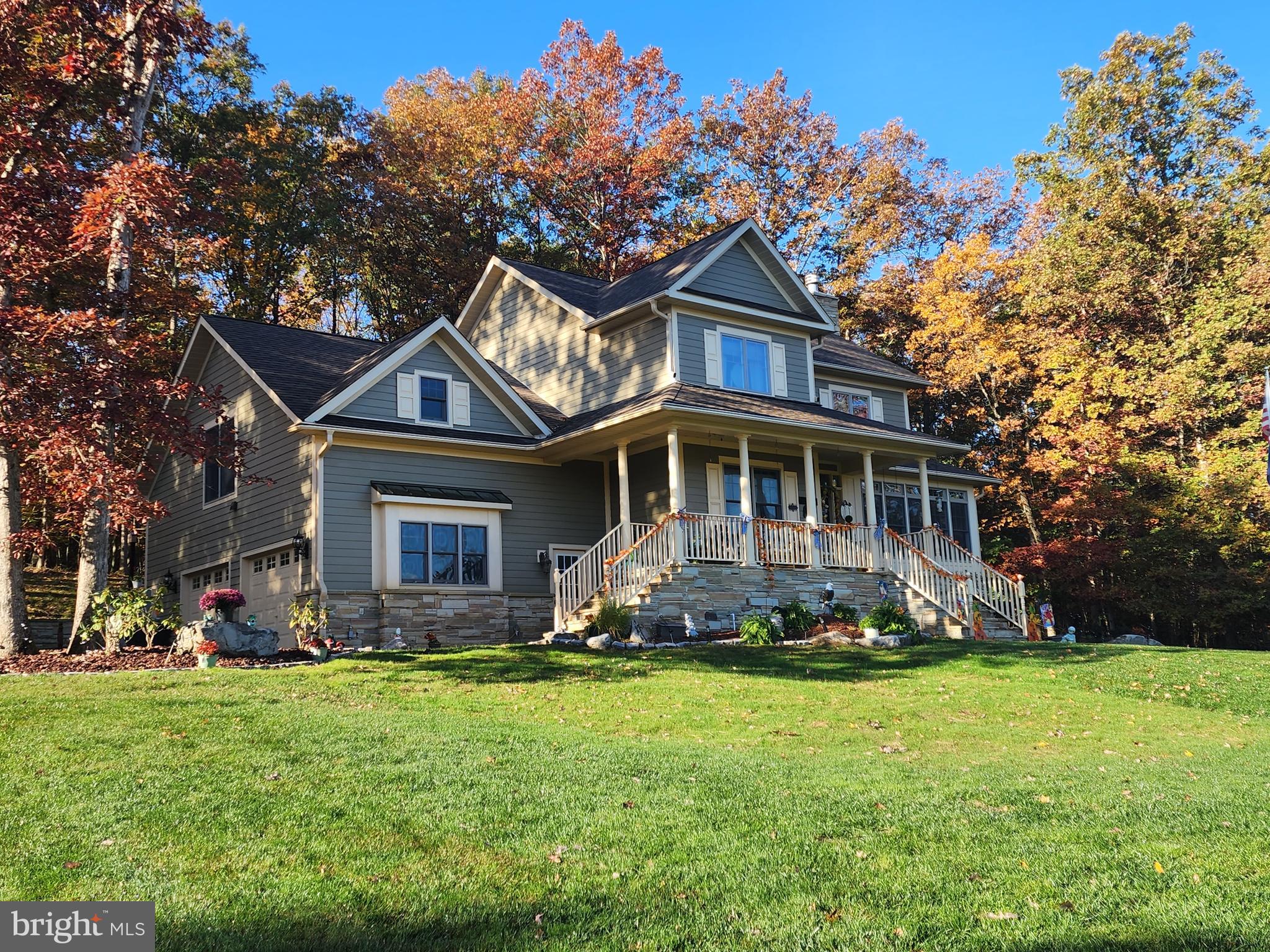 LAKEWOOD - Residential