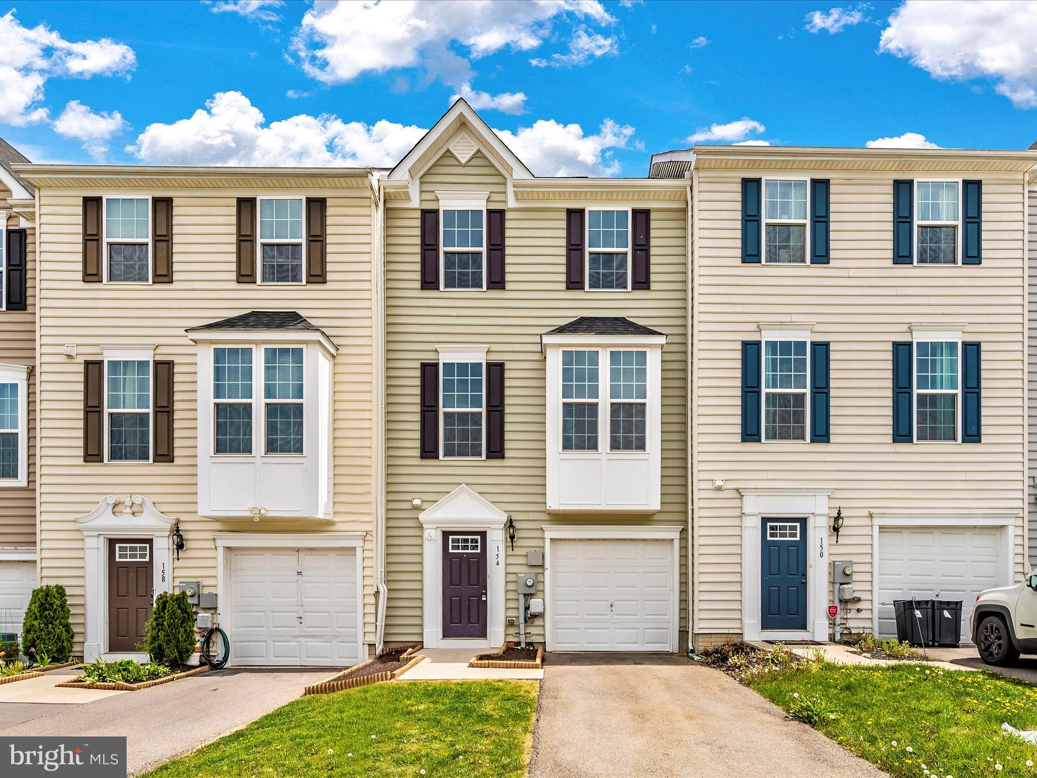 POTOMAC STATION - Residential