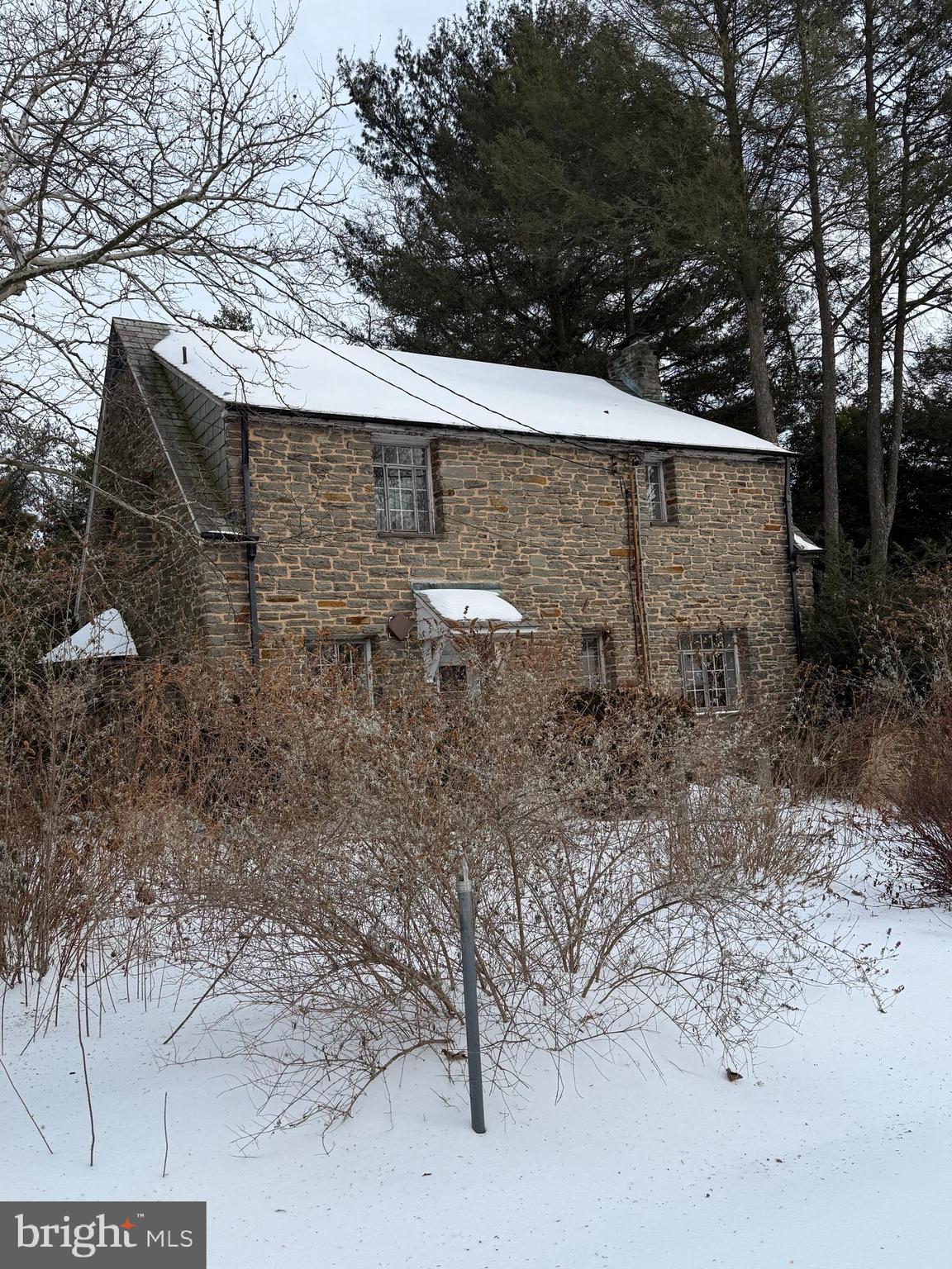 LOCH HILL - Residential