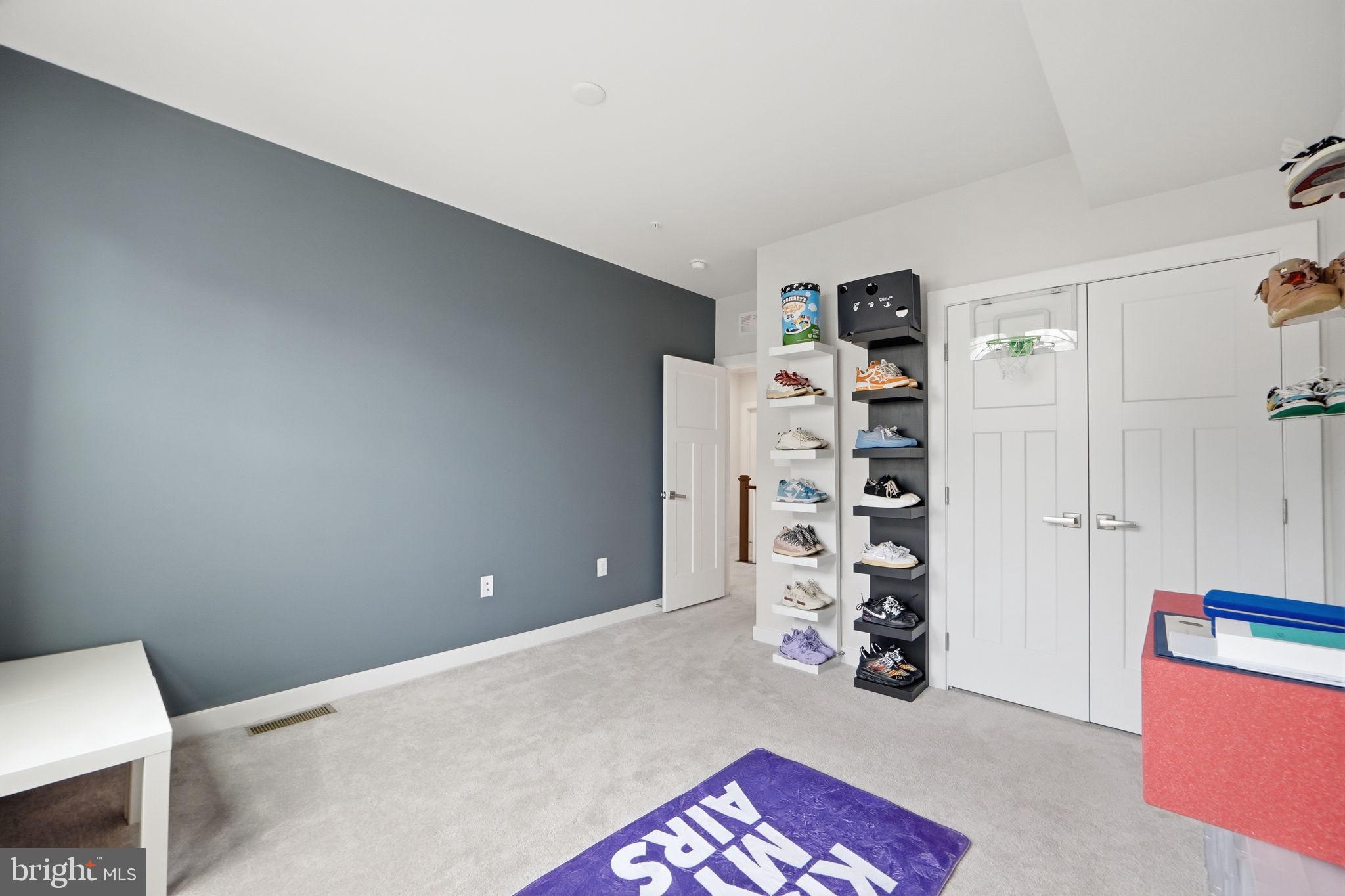 TIMOTHY BRANCH CONDOS - Residential