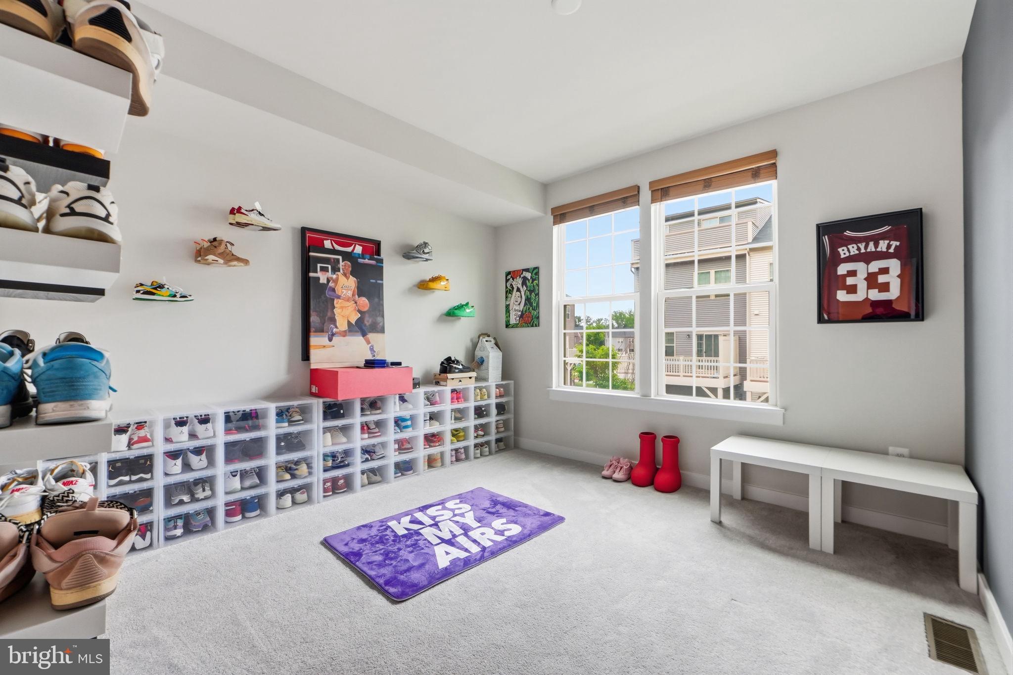 TIMOTHY BRANCH CONDOS - Residential