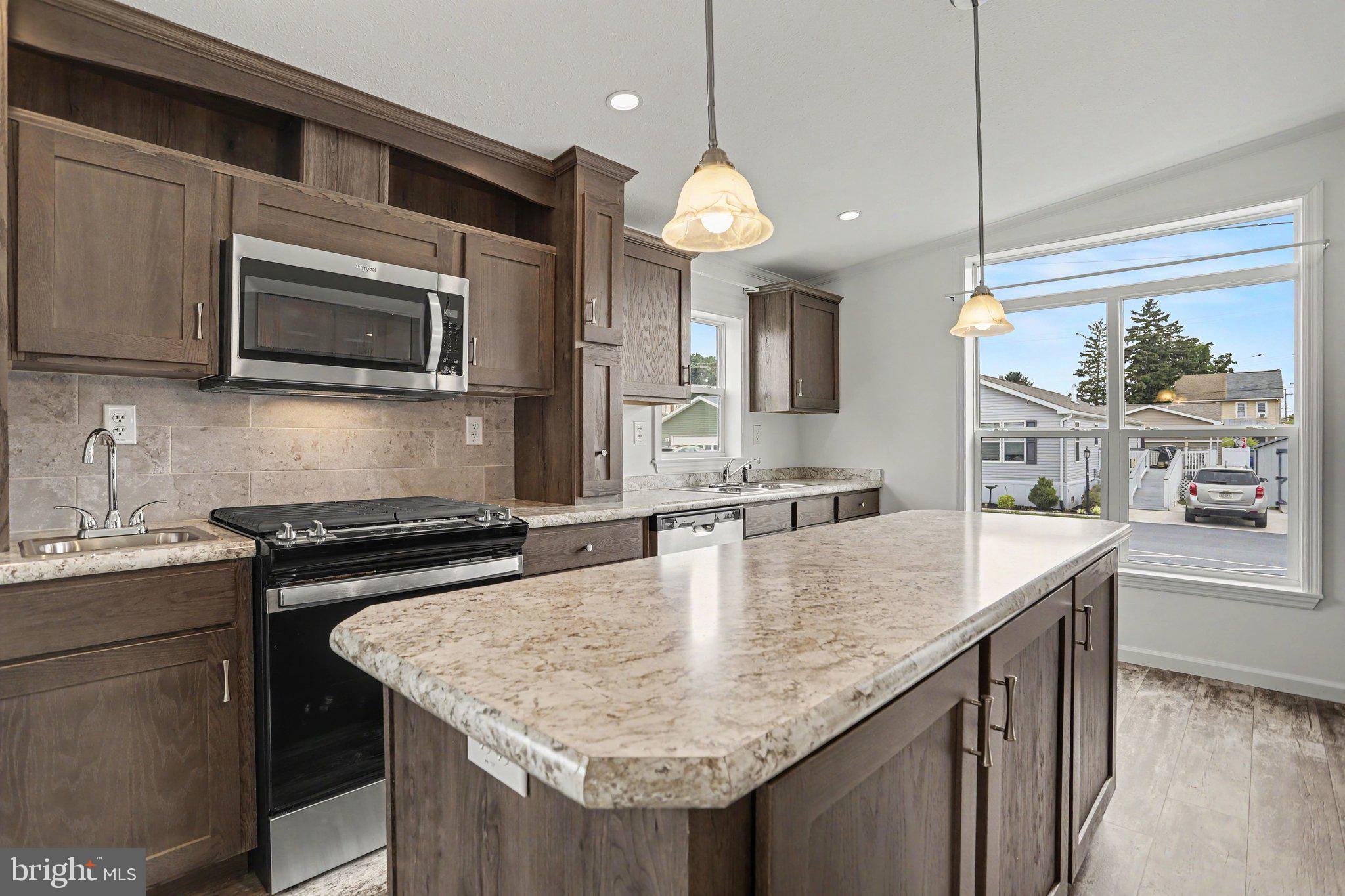 SHADOWSTONE VILLAGE - Residential
