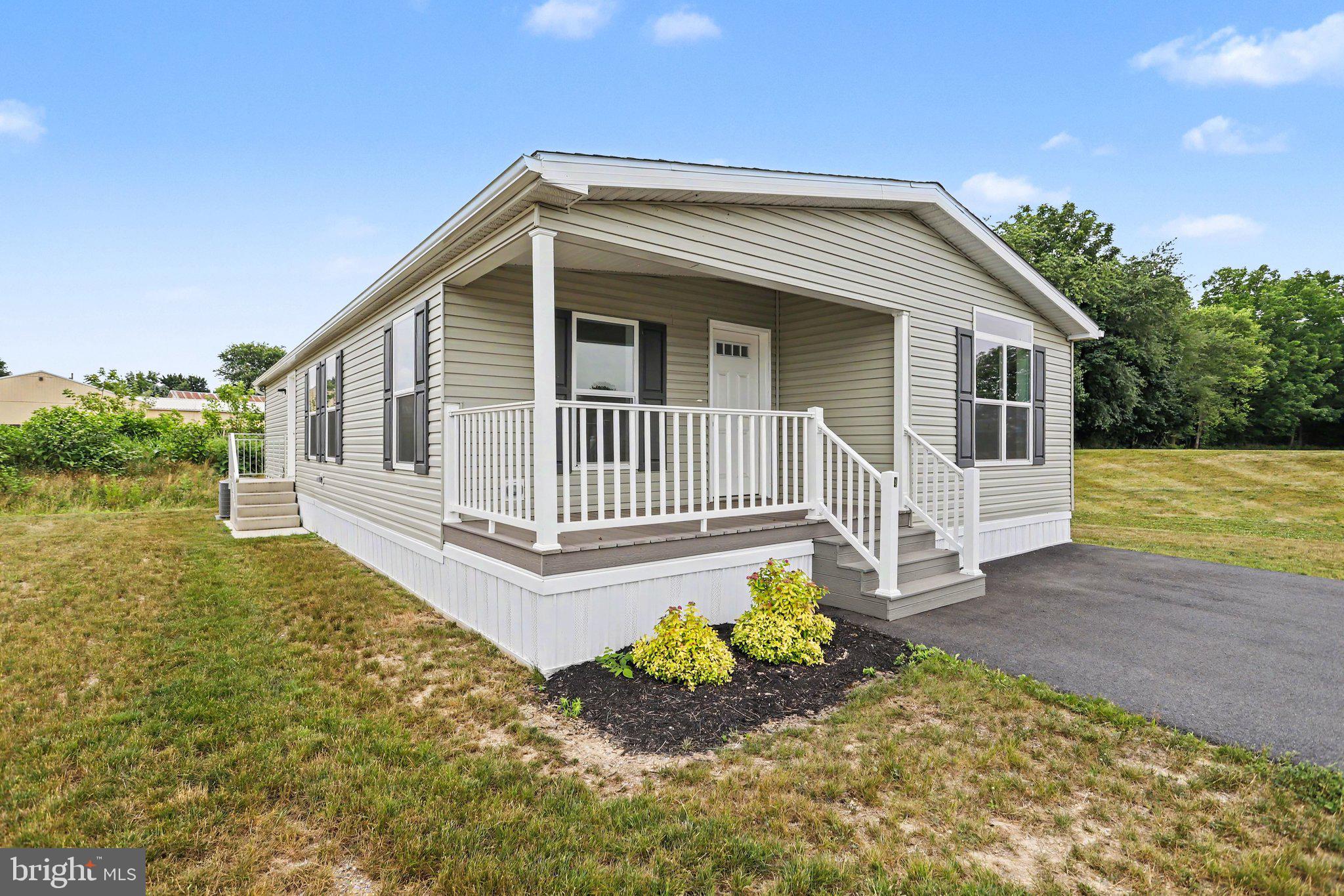 SHADOWSTONE VILLAGE - Residential