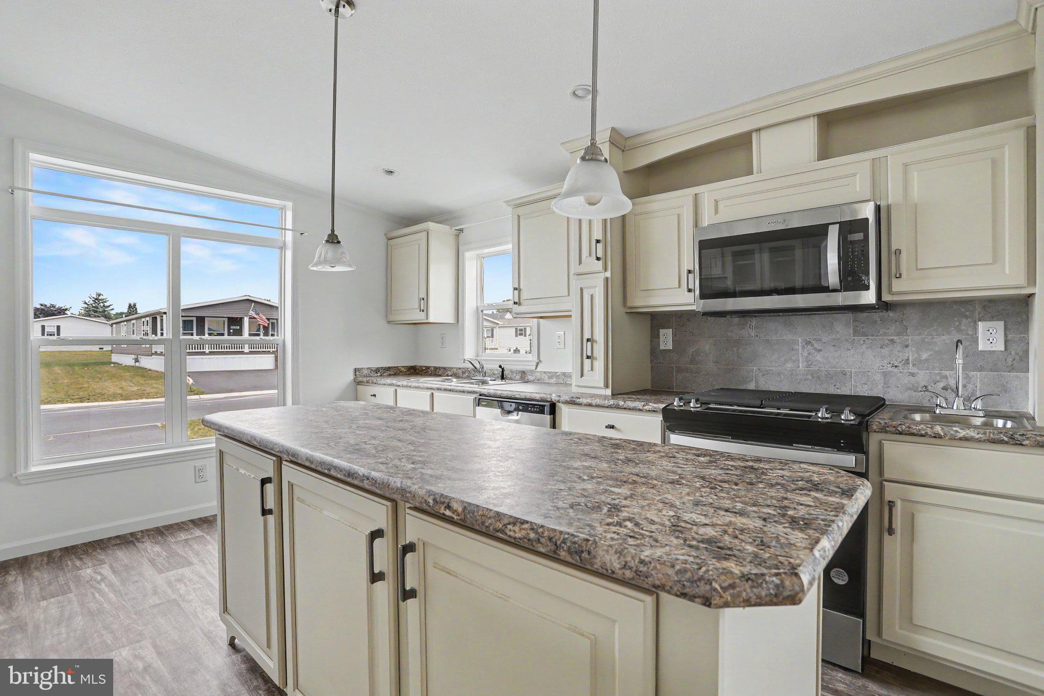 SHADOWSTONE VILLAGE - Residential