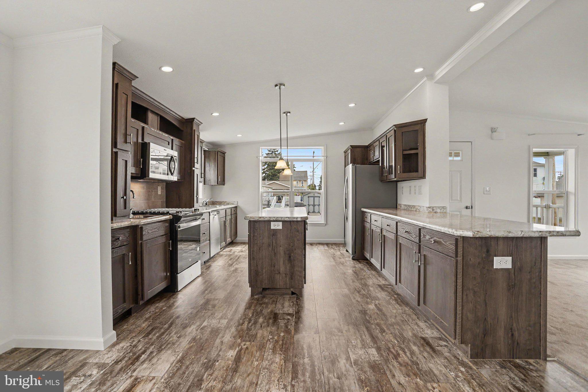 SHADOWSTONE VILLAGE - Residential