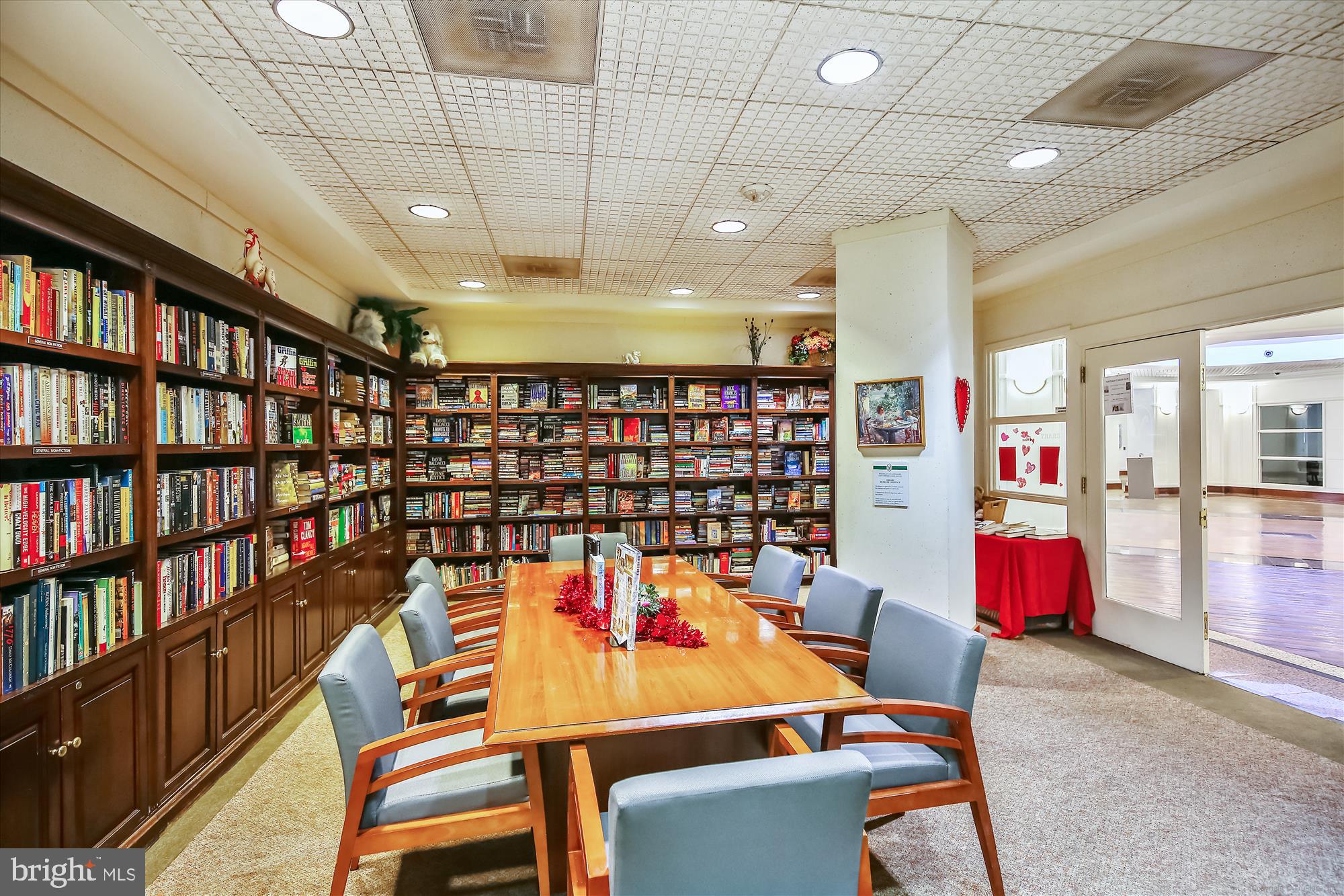 WATERGATE AT LANDMARK - Residential
