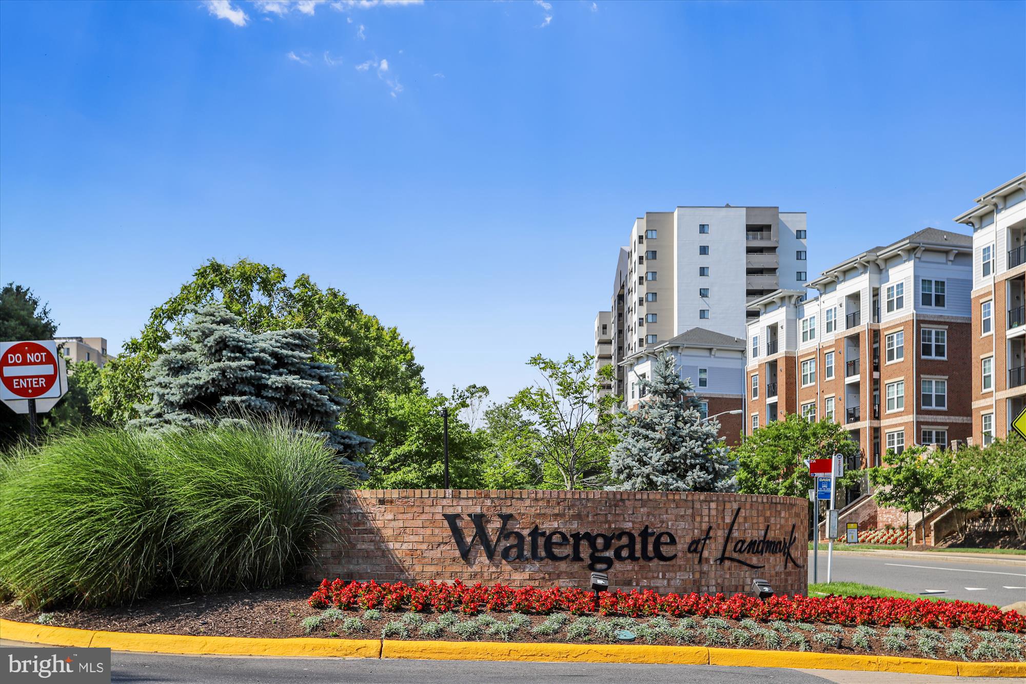 WATERGATE AT LANDMARK - Residential