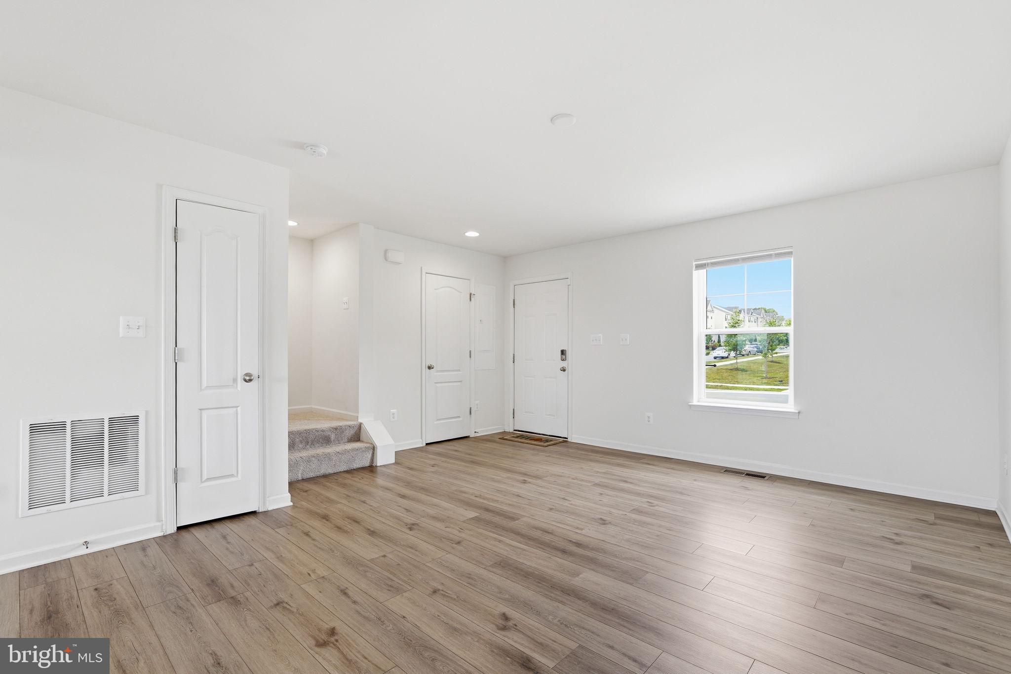 TOWNES AT TATE MANOR - Residential