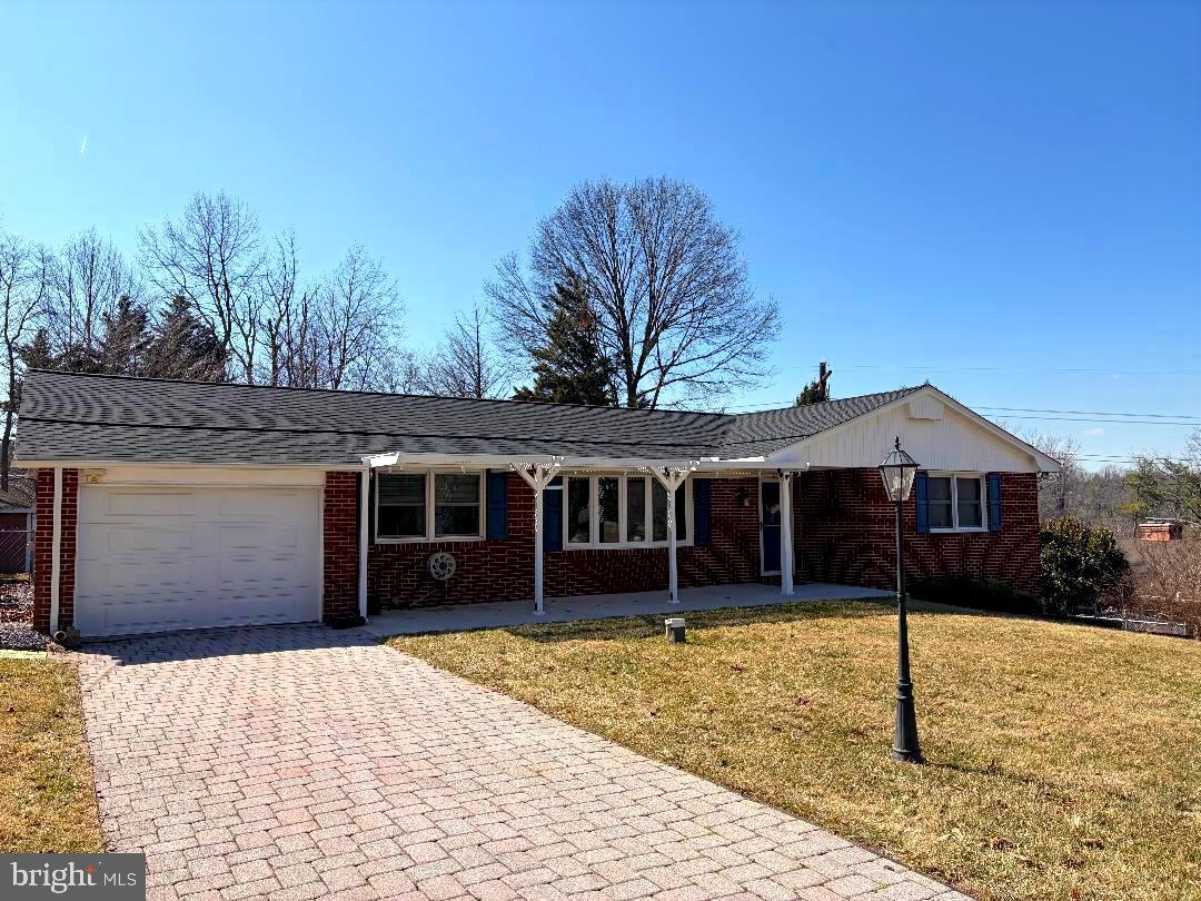PLEASANT HILLS - Residential