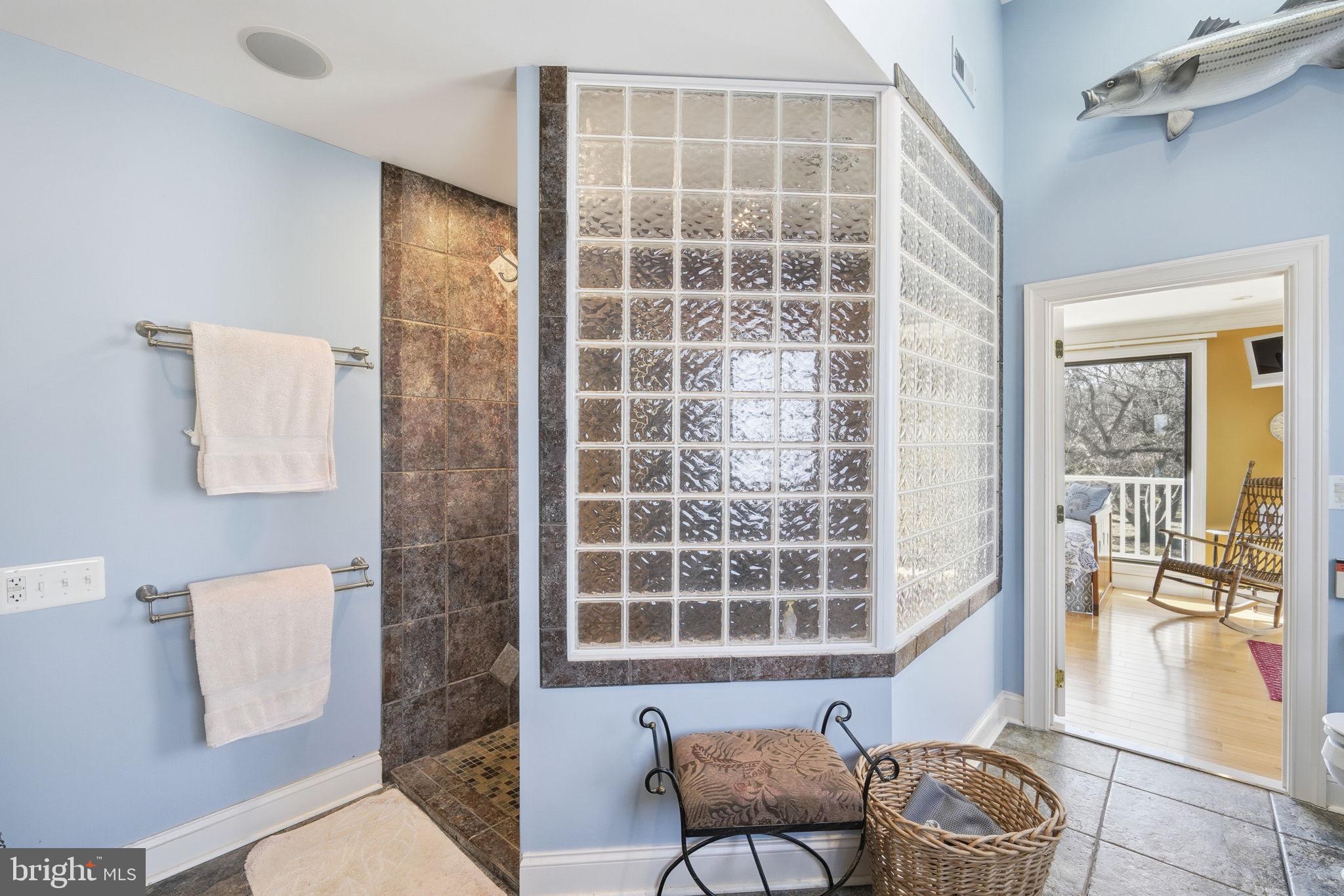 PLEASANT COVE - Residential