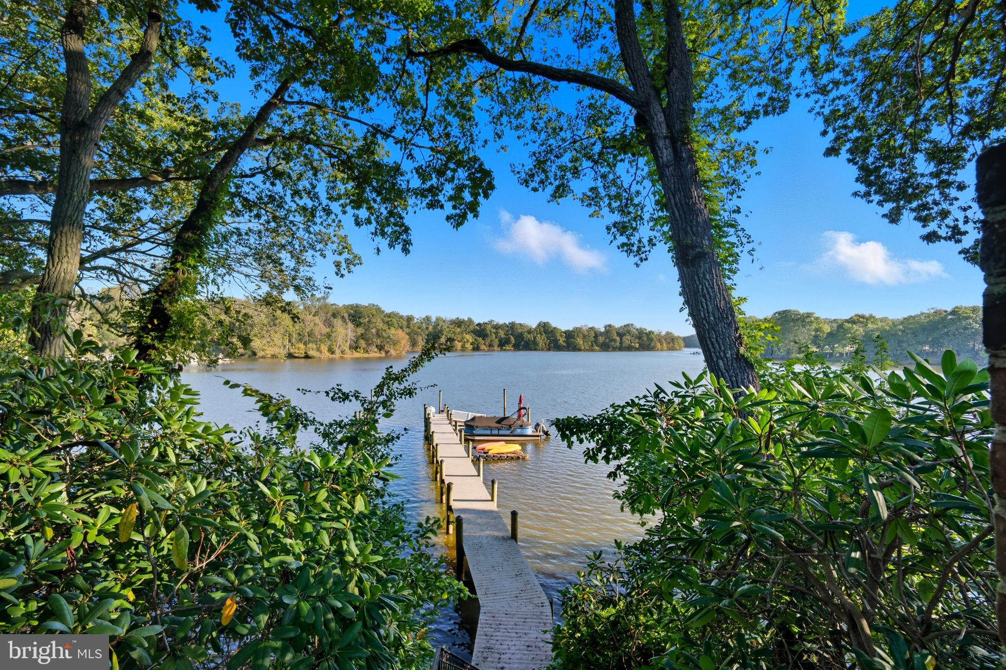 PLEASANT COVE - Residential