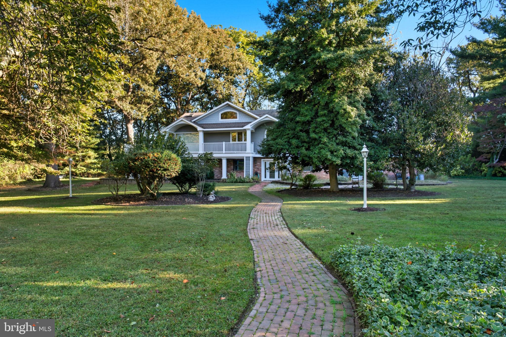 PLEASANT COVE - Residential