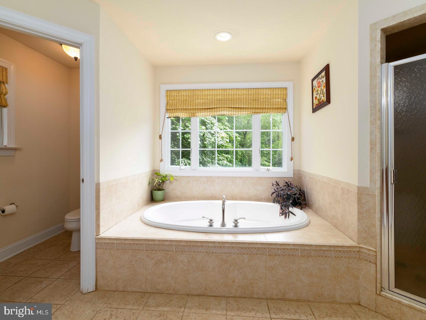 MEADOWBROOK - Residential