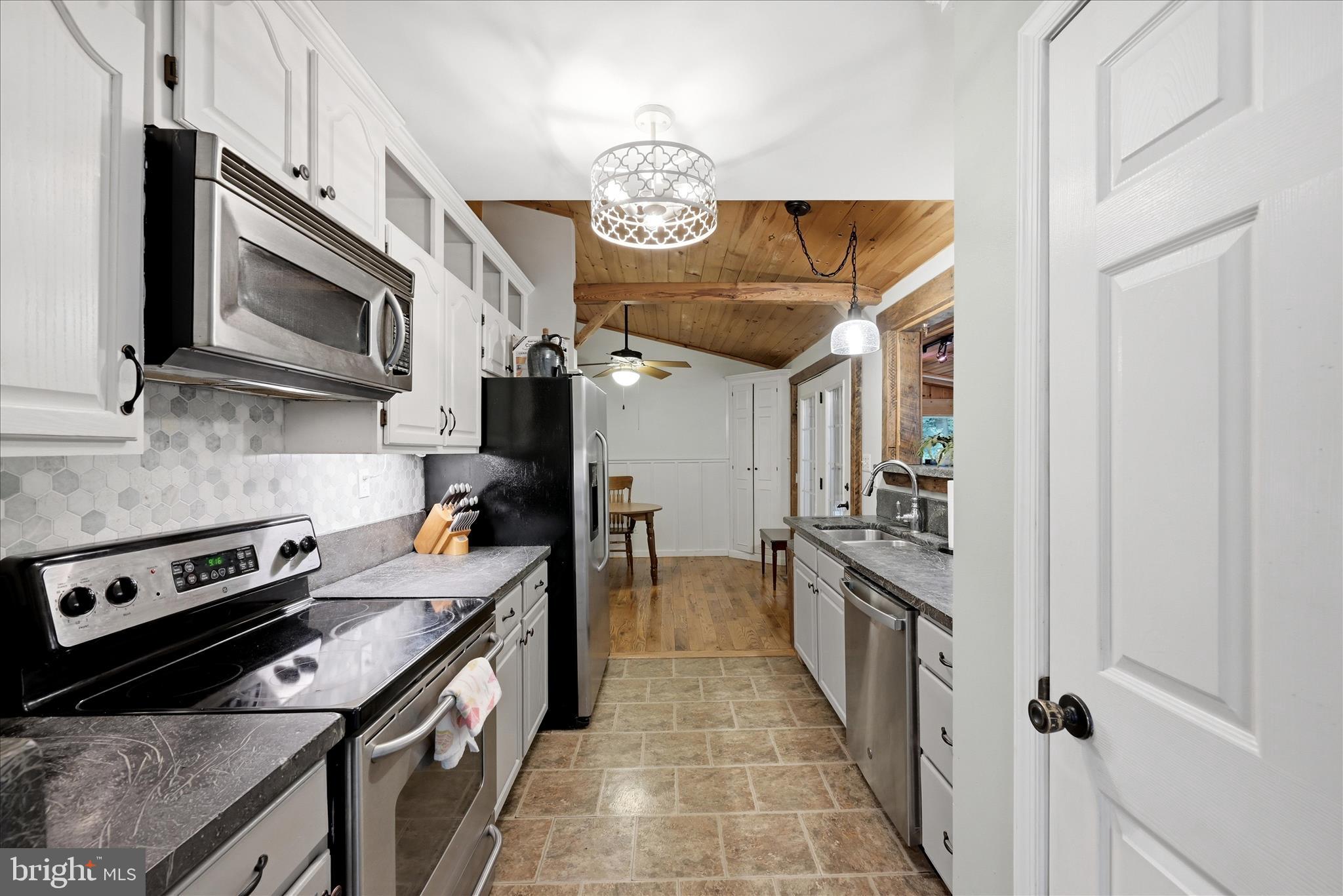 SHANNONDALE - Residential