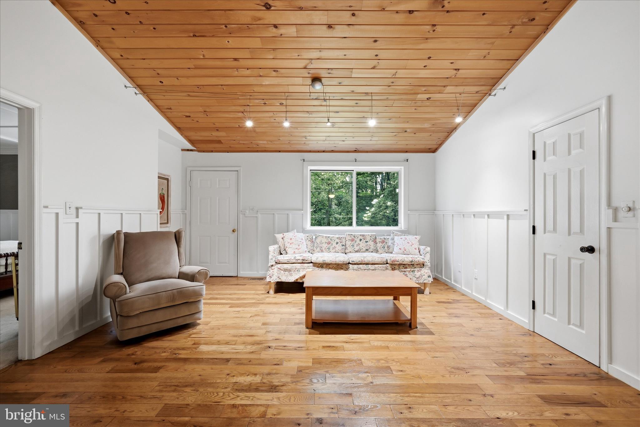 SHANNONDALE - Residential