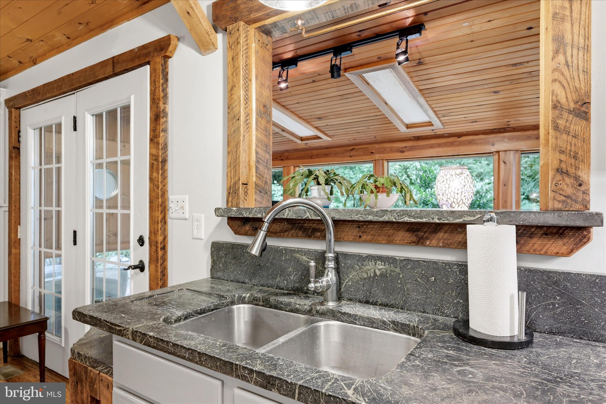 SHANNONDALE - Residential