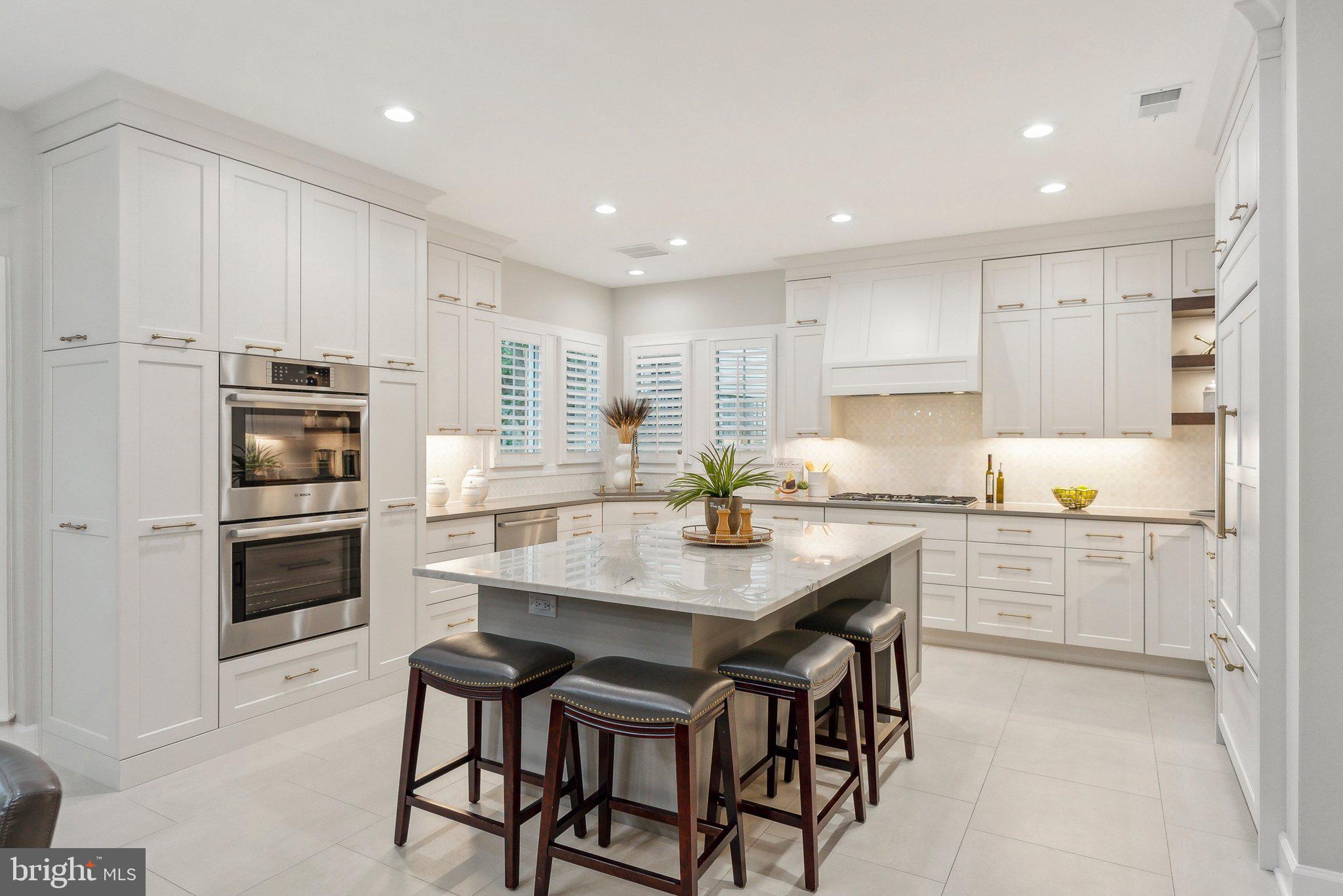 POTOMAC REGENCY - Residential