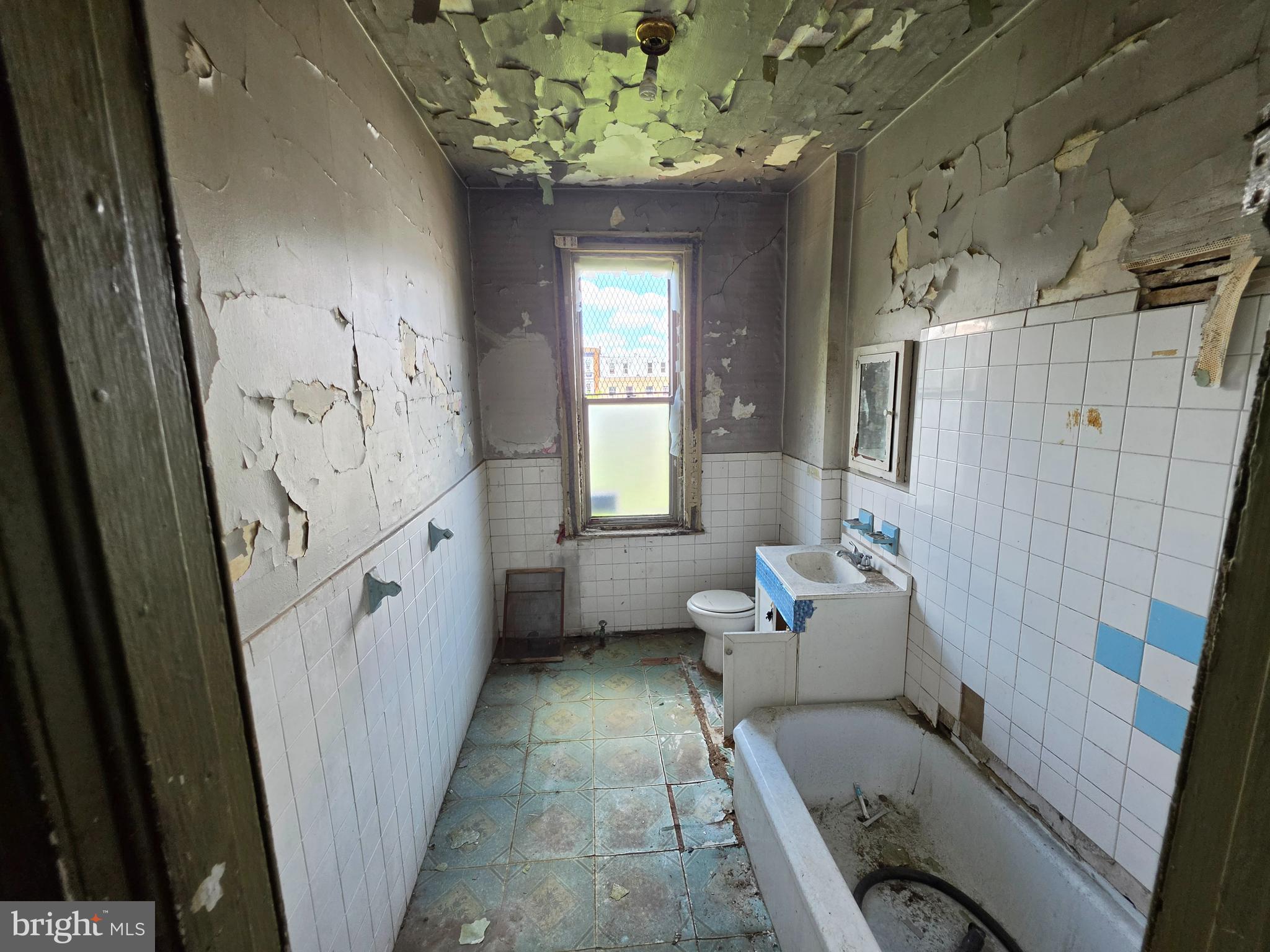 WEST PHILADELPHIA - Residential Income