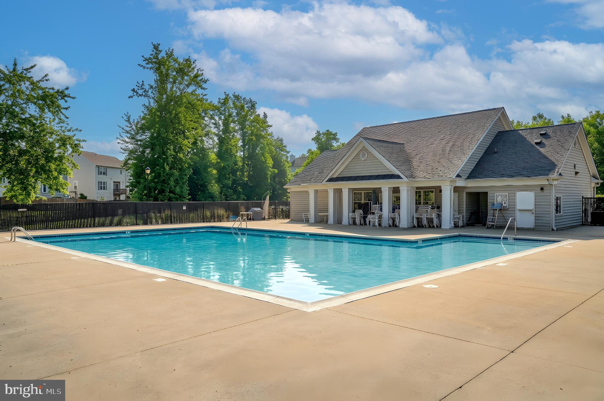 WILDERNESS SHORES - Residential