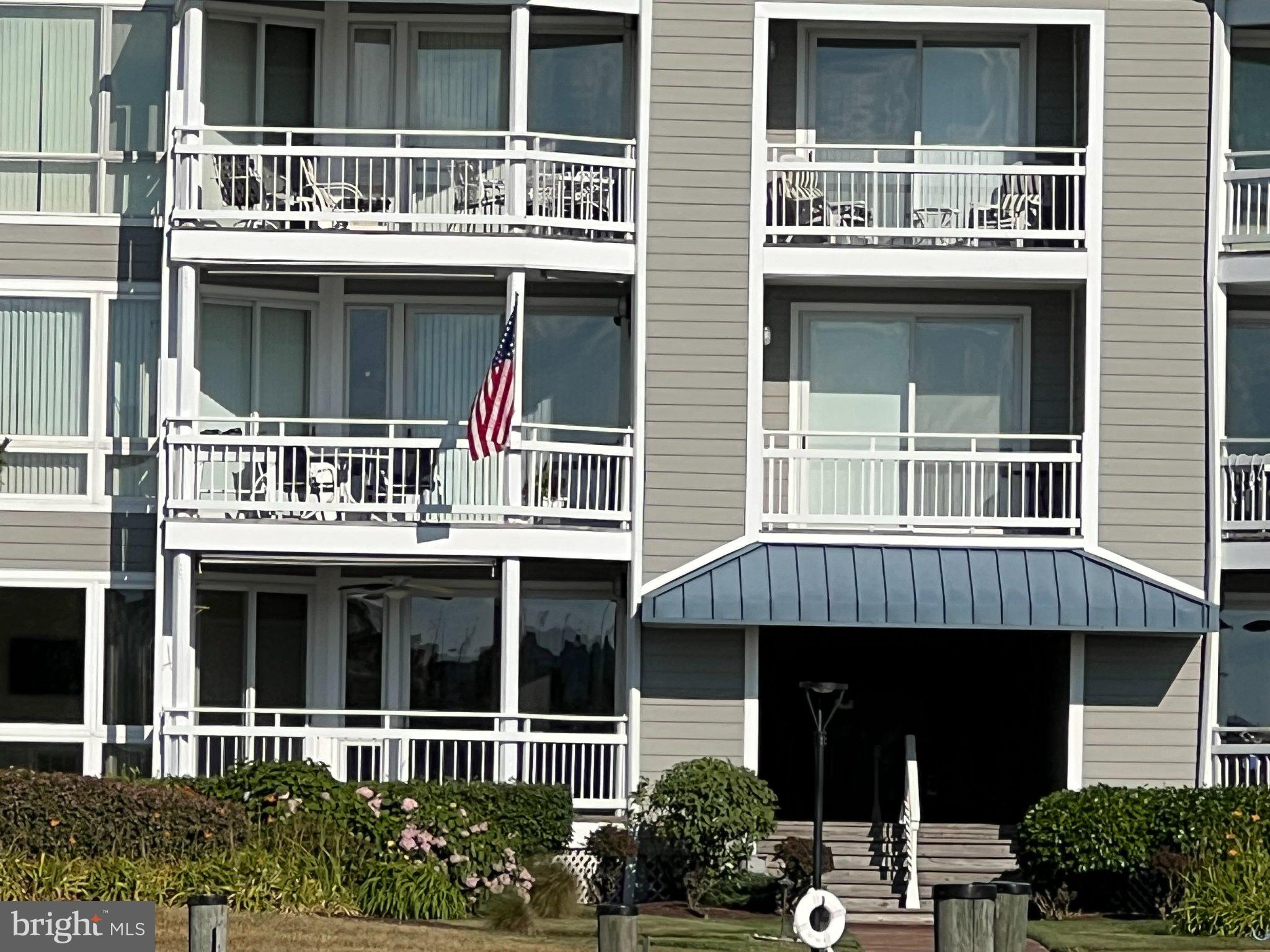 OYSTER COVE - Residential