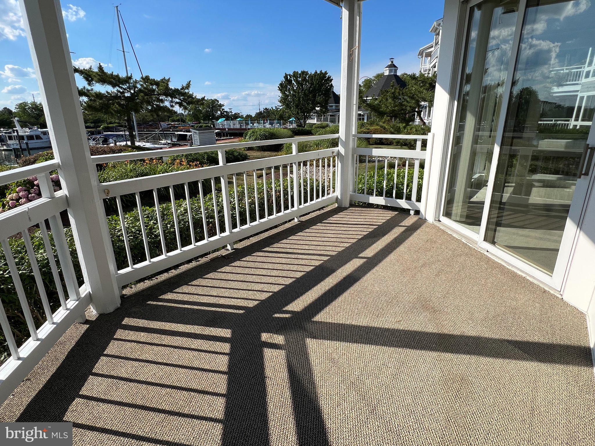 OYSTER COVE - Residential
