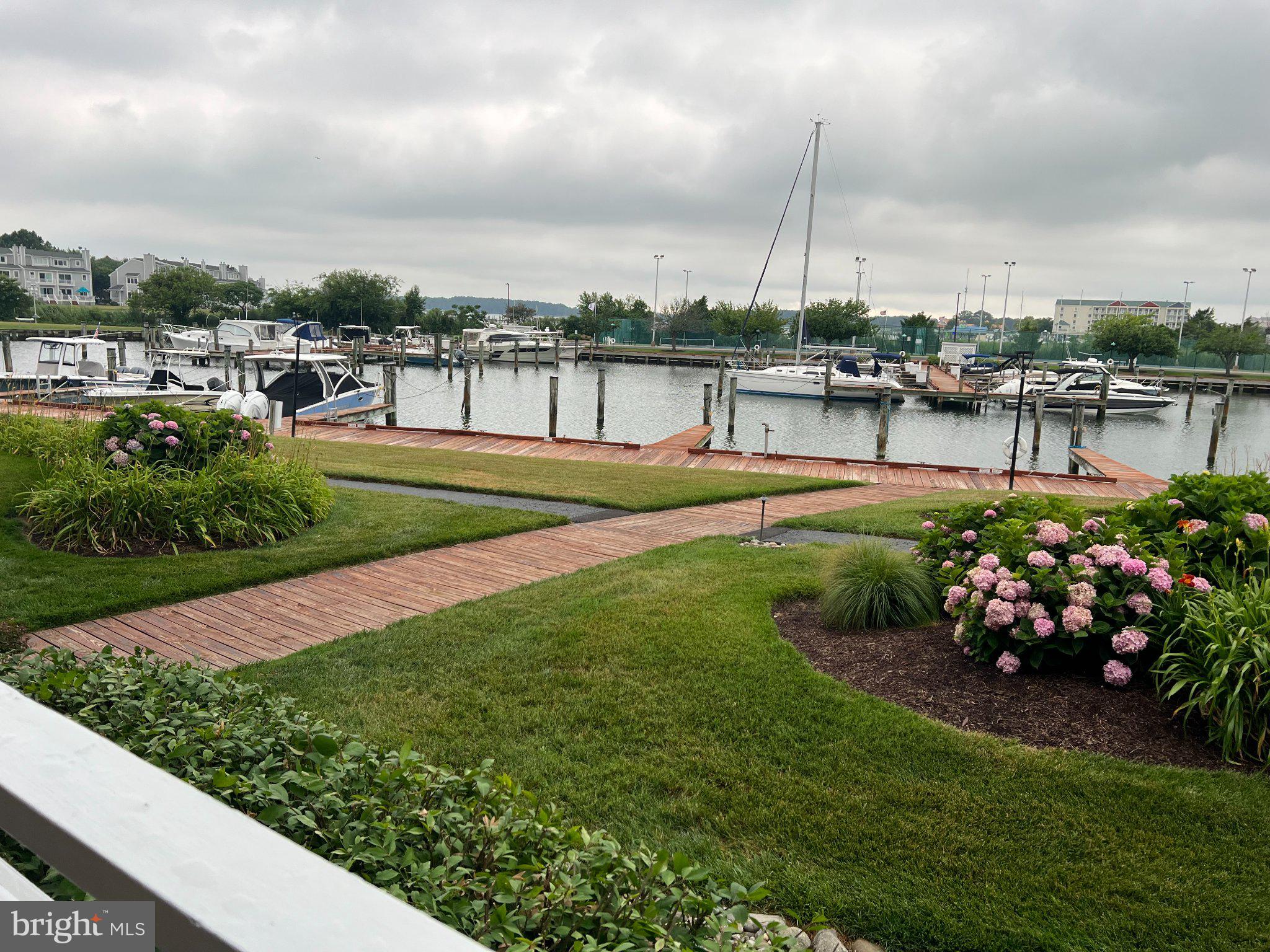 OYSTER COVE - Residential