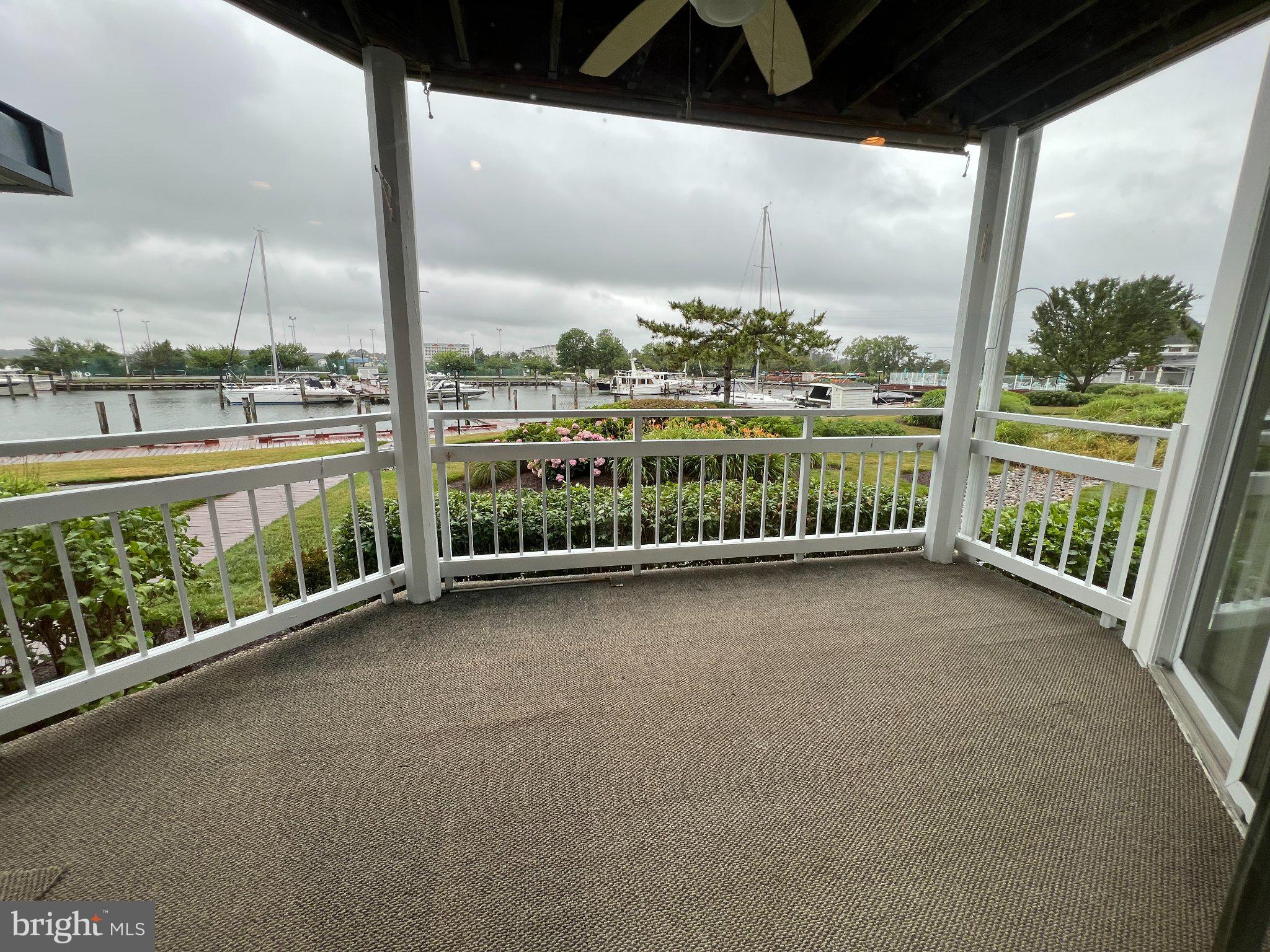 OYSTER COVE - Residential