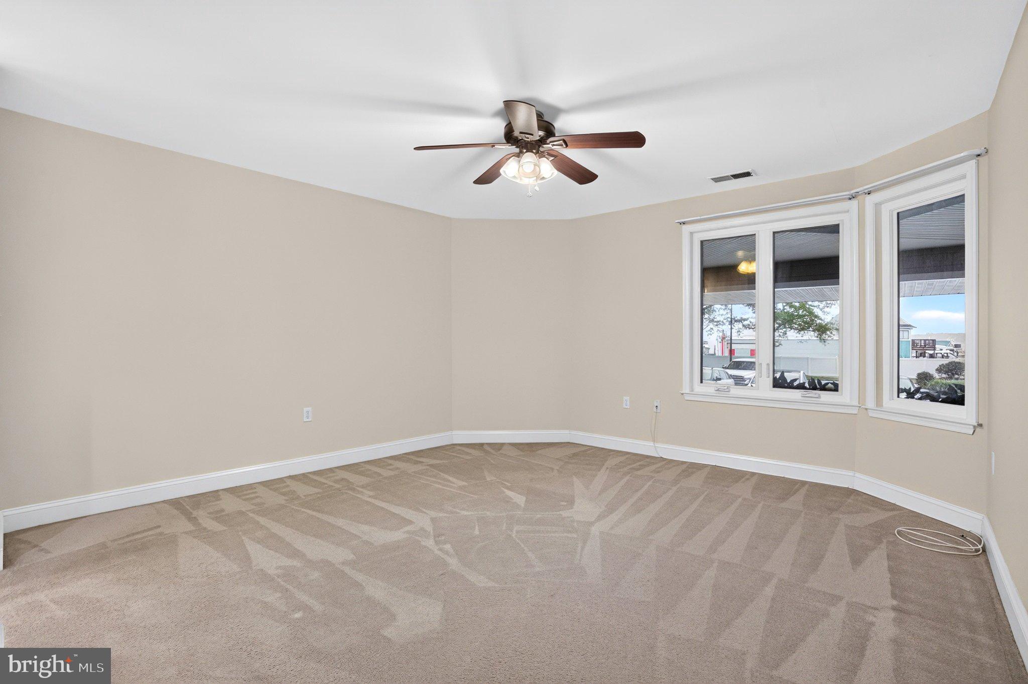OYSTER COVE - Residential