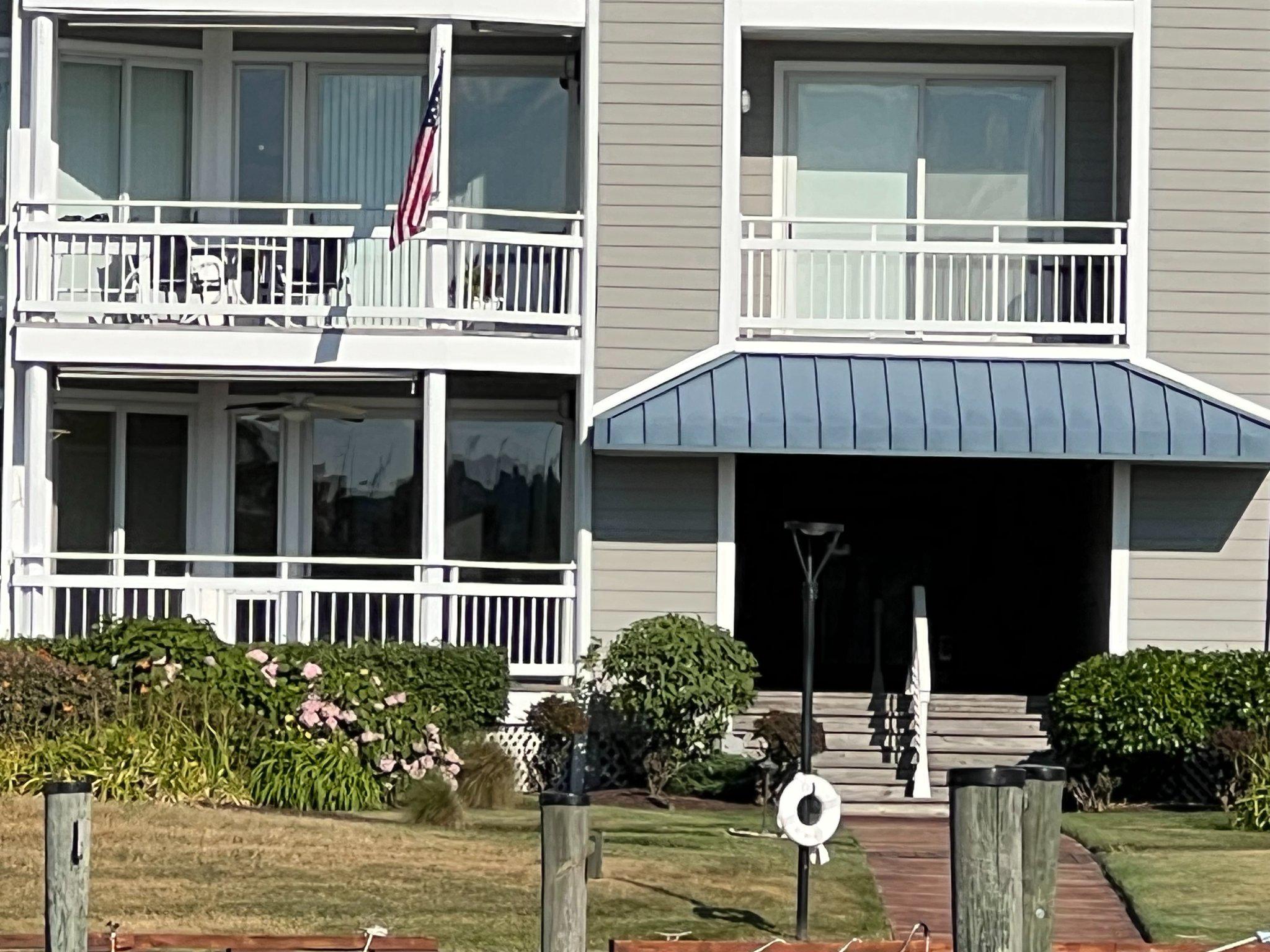 OYSTER COVE - Residential