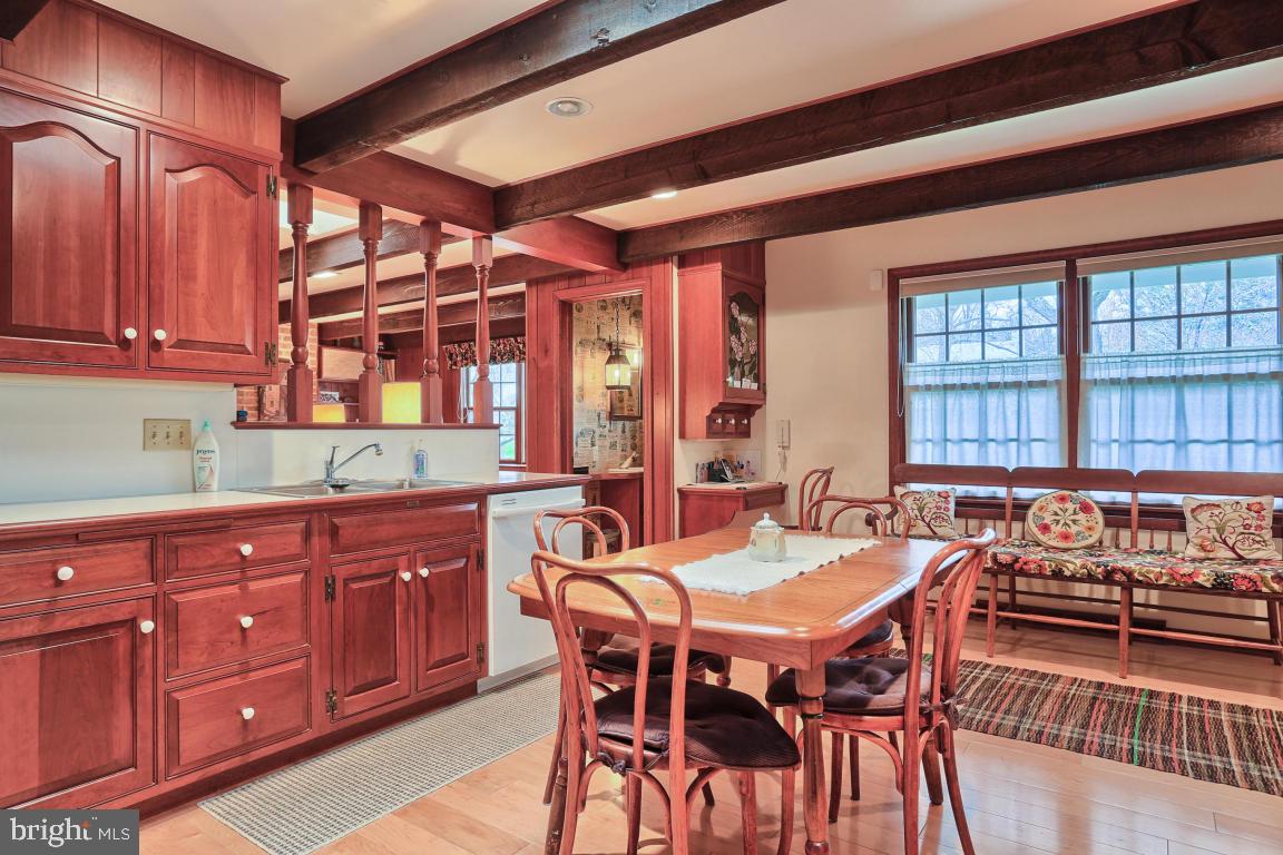 SCHOOL LANE HILLS - Residential