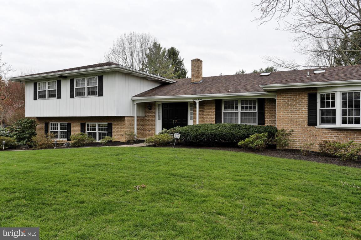 SCHOOL LANE HILLS - Residential