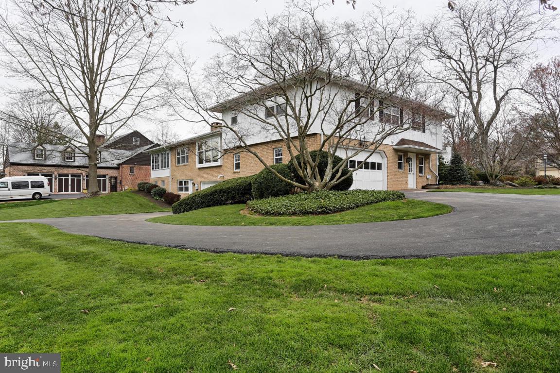 SCHOOL LANE HILLS - Residential