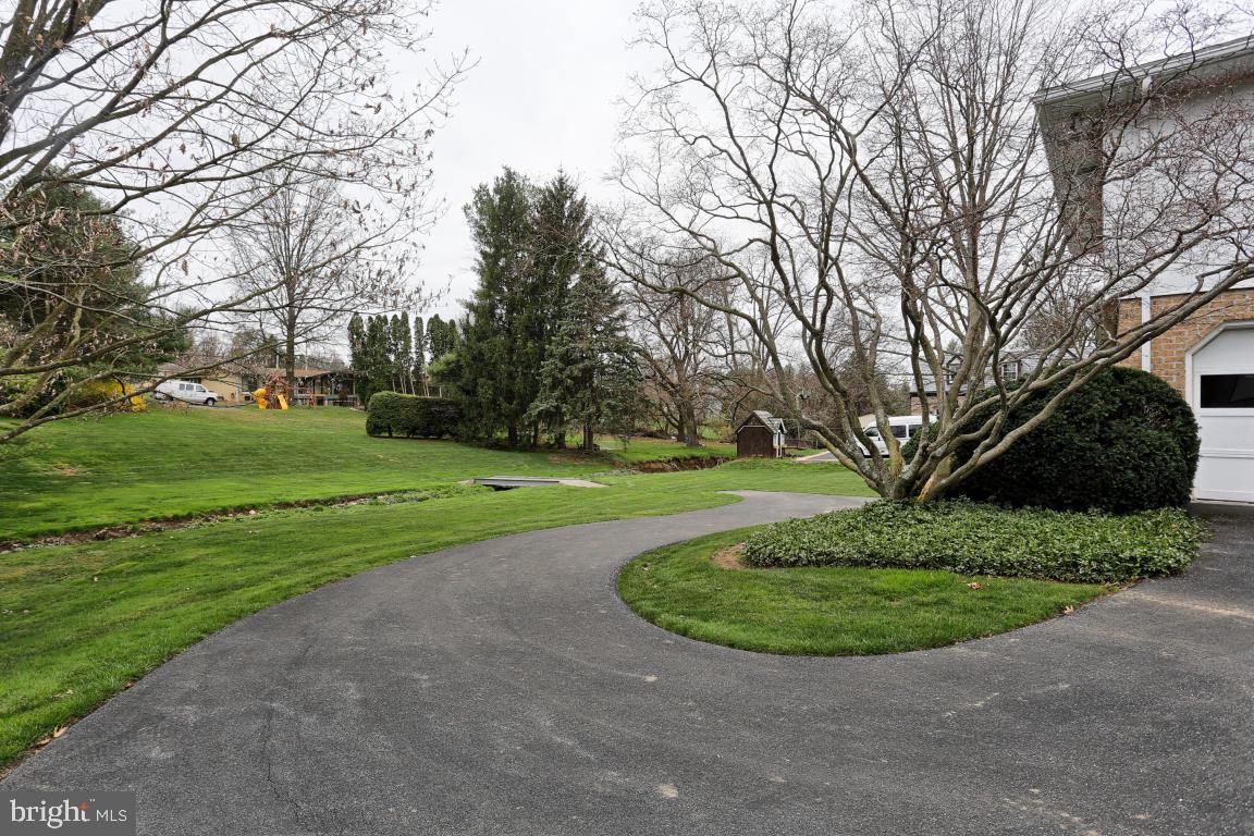 SCHOOL LANE HILLS - Residential