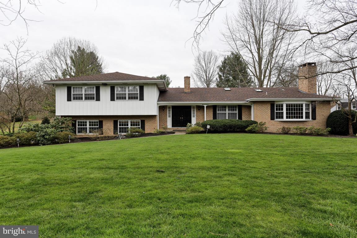 SCHOOL LANE HILLS - Residential