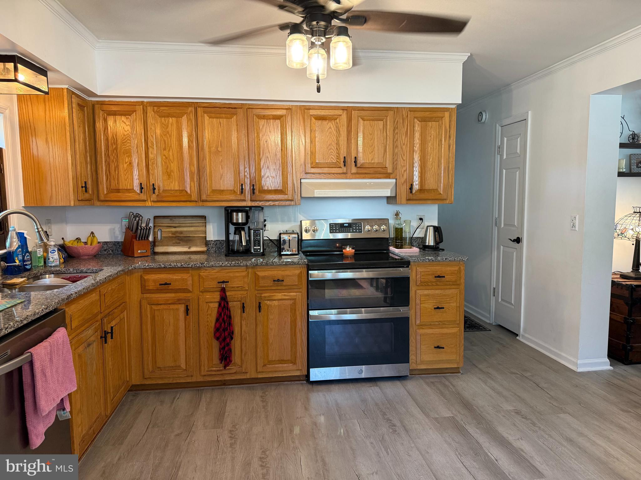 LAKE PINES - Residential