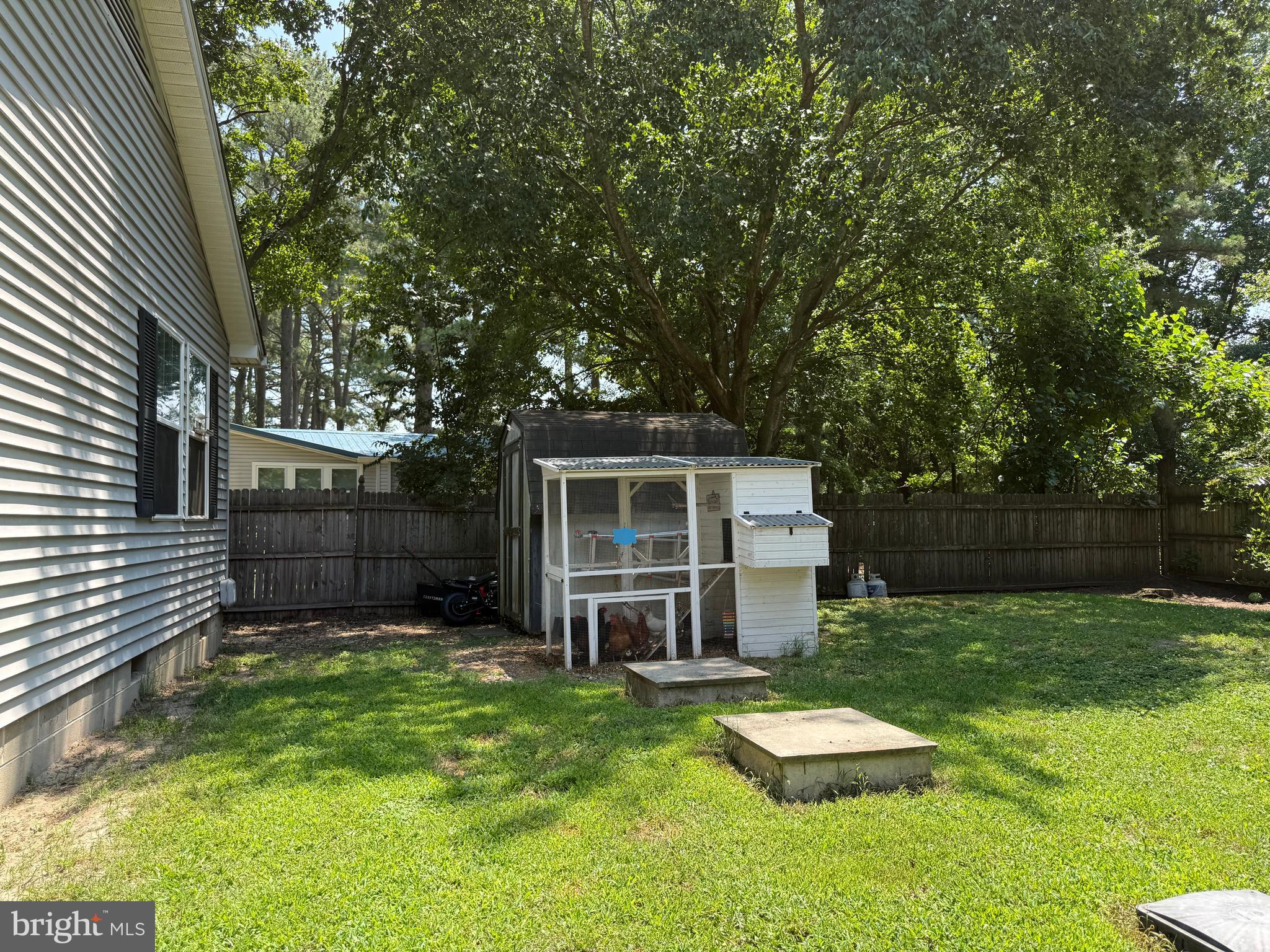 LAKE PINES - Residential
