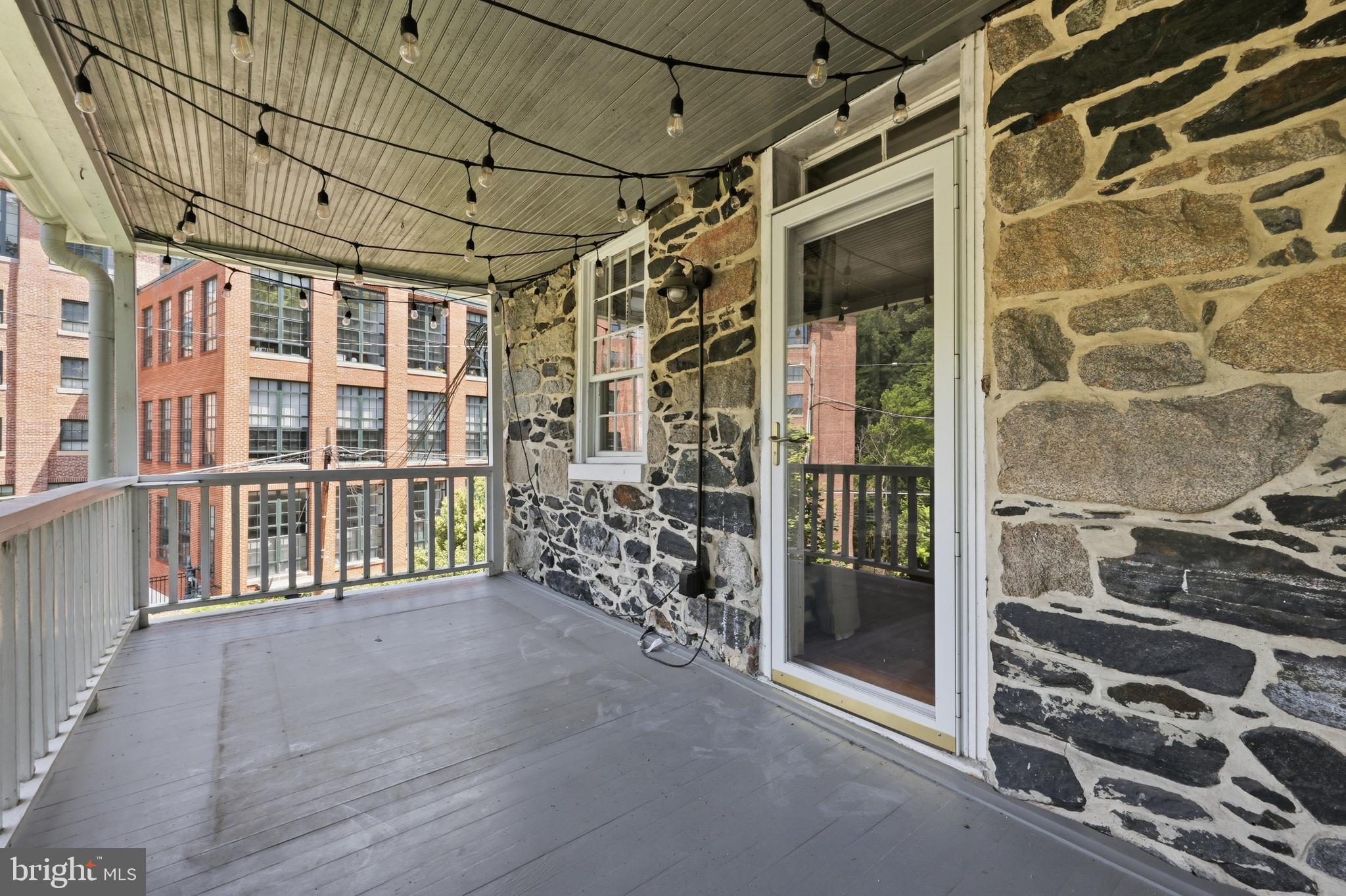 OELLA - Residential