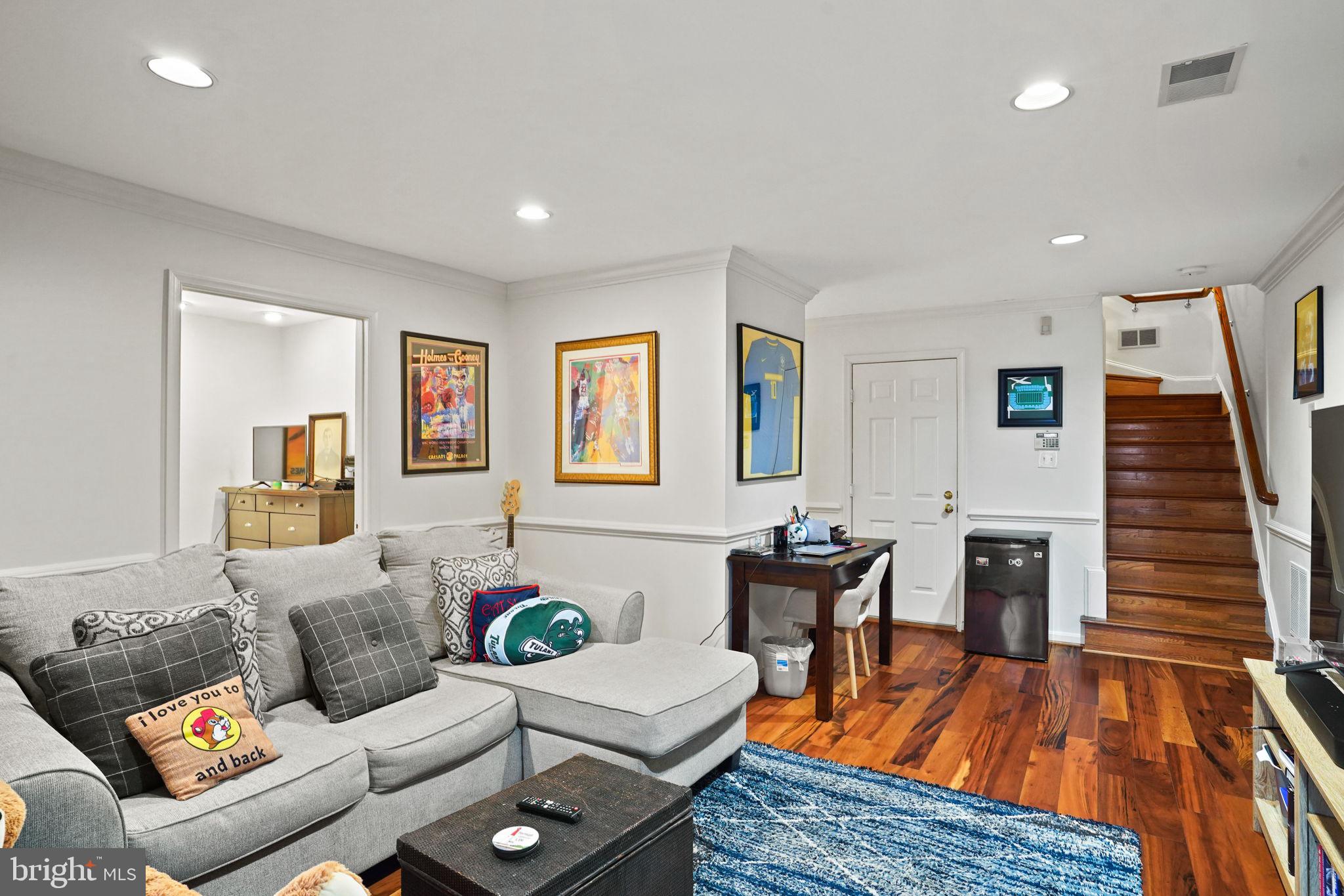 CHANCERY SQUARE - Residential Lease