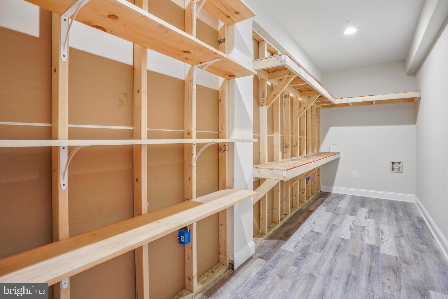 BRAMBLETON - Residential
