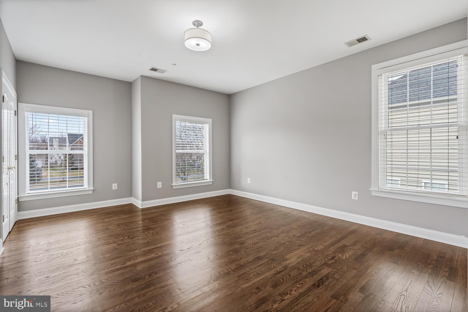 BRAMBLETON - Residential