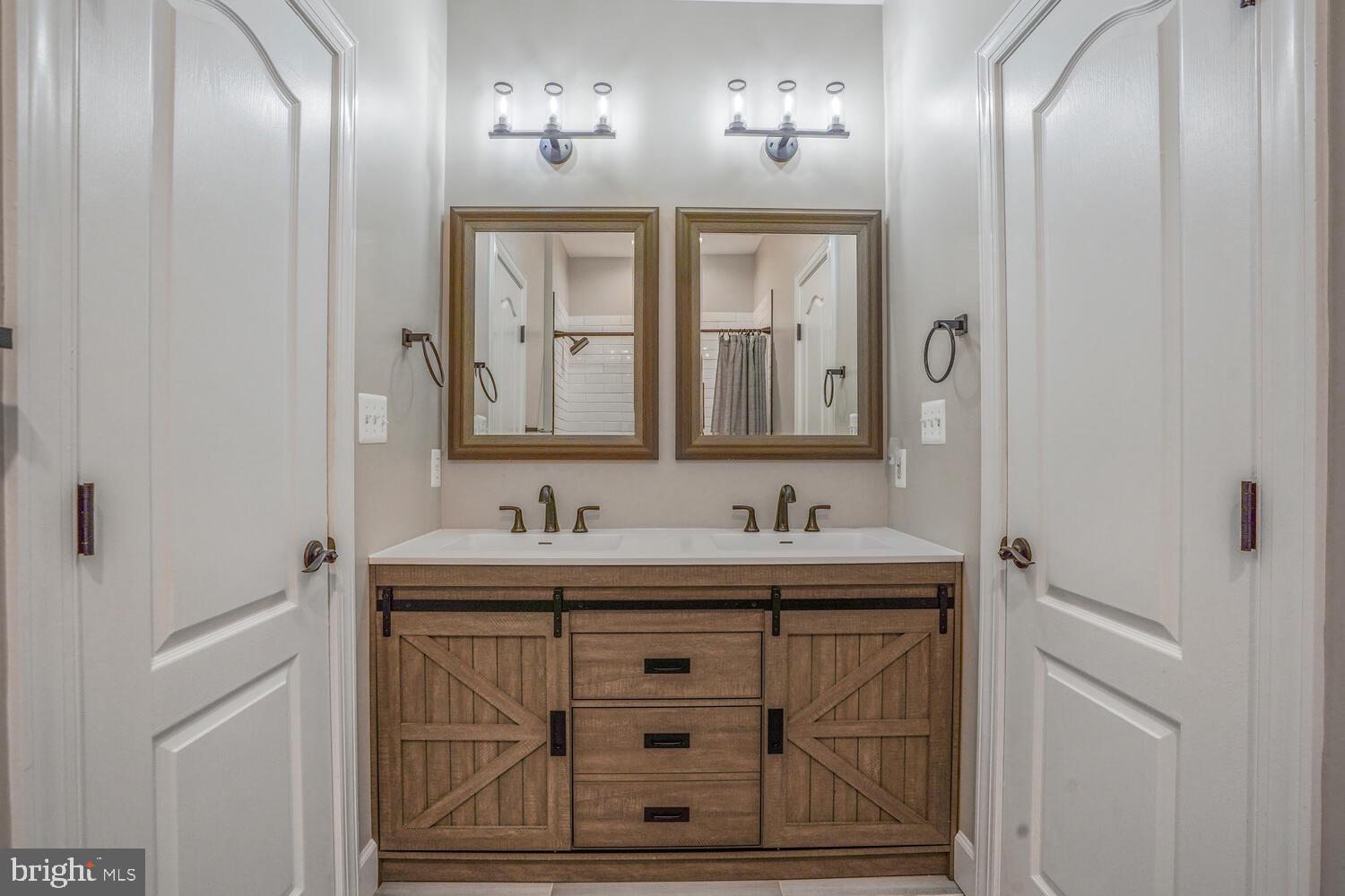 BRAMBLETON - Residential