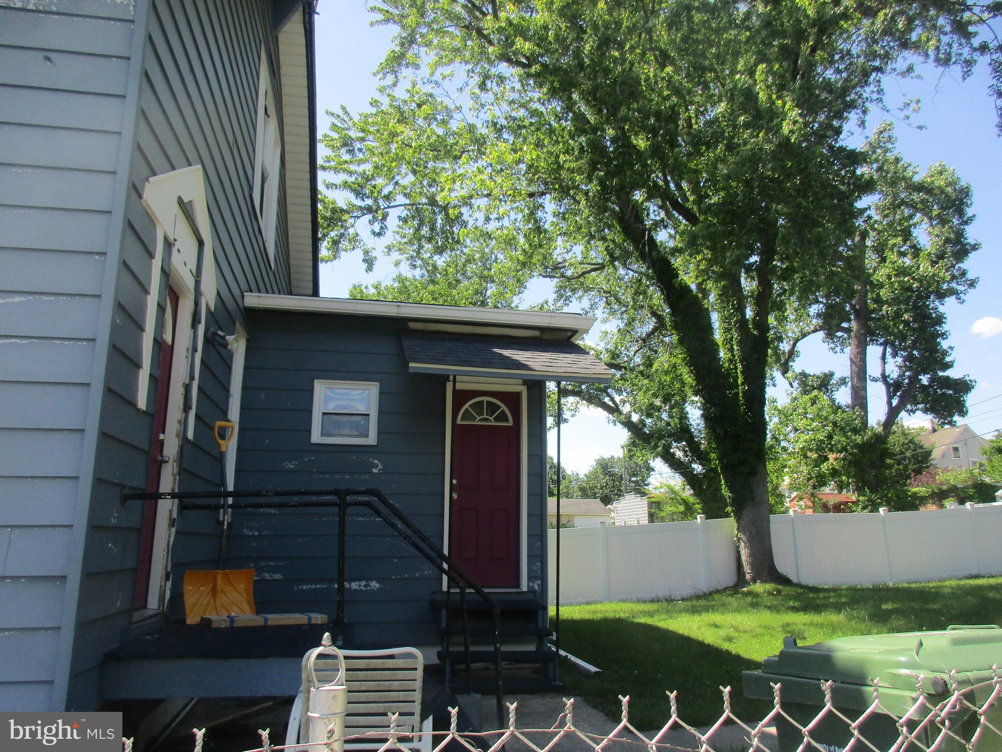 WOODHOME HEIGHTS - Residential Income
