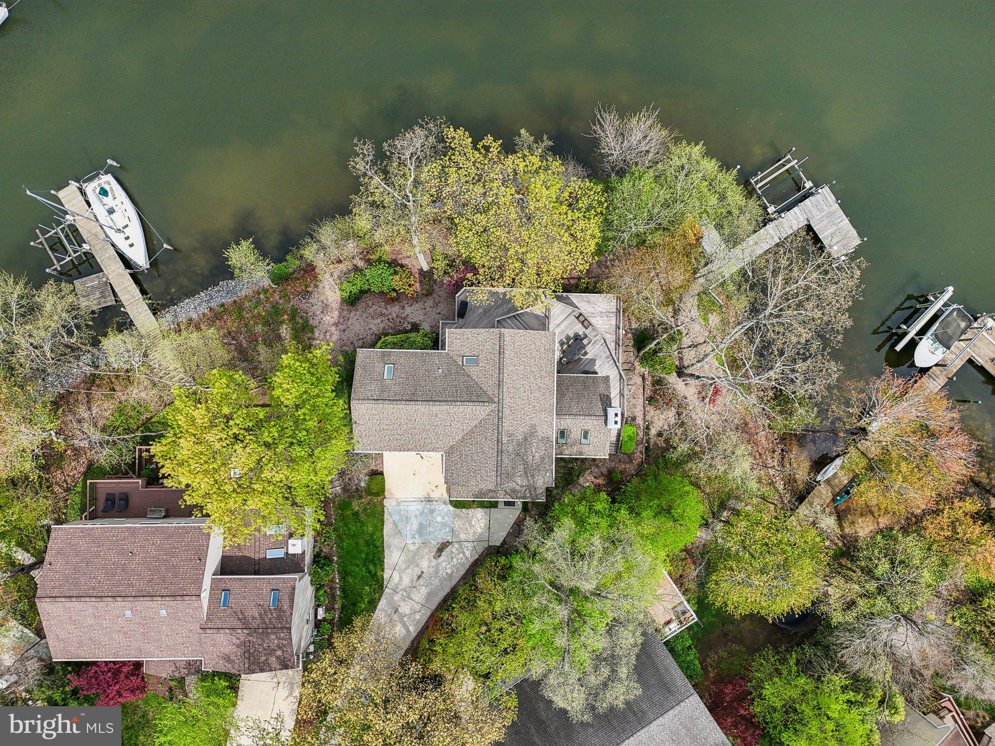 STEWARTS LANDING - Residential
