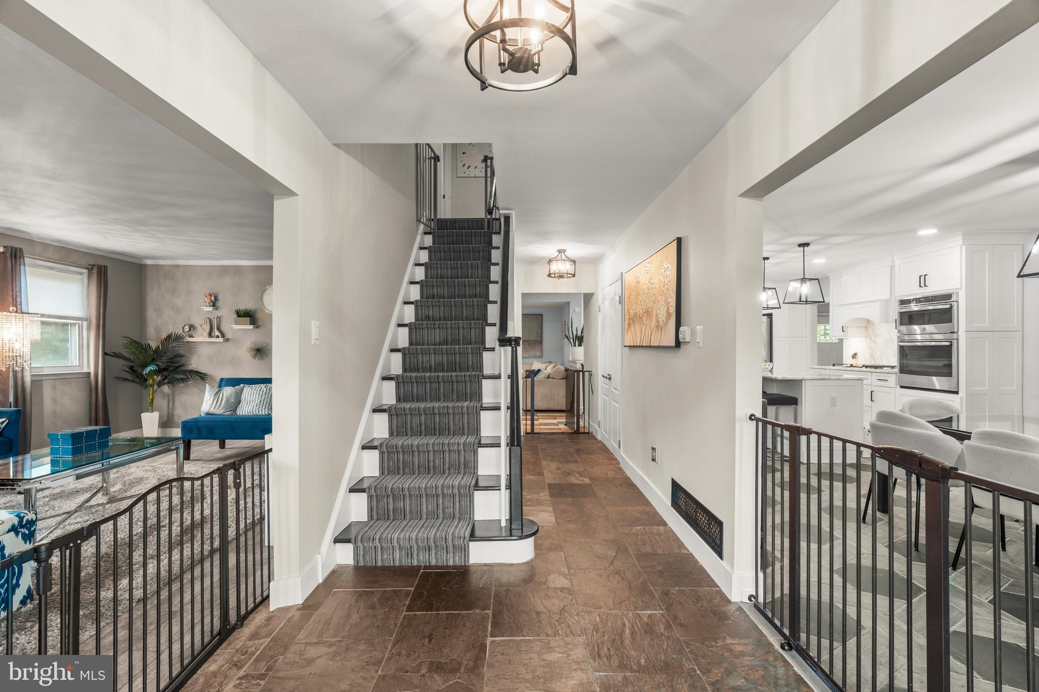 HUNTINGDON VALLEY - Residential