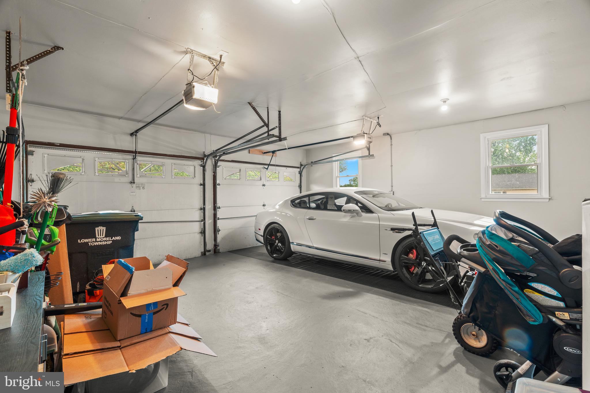 HUNTINGDON VALLEY - Residential