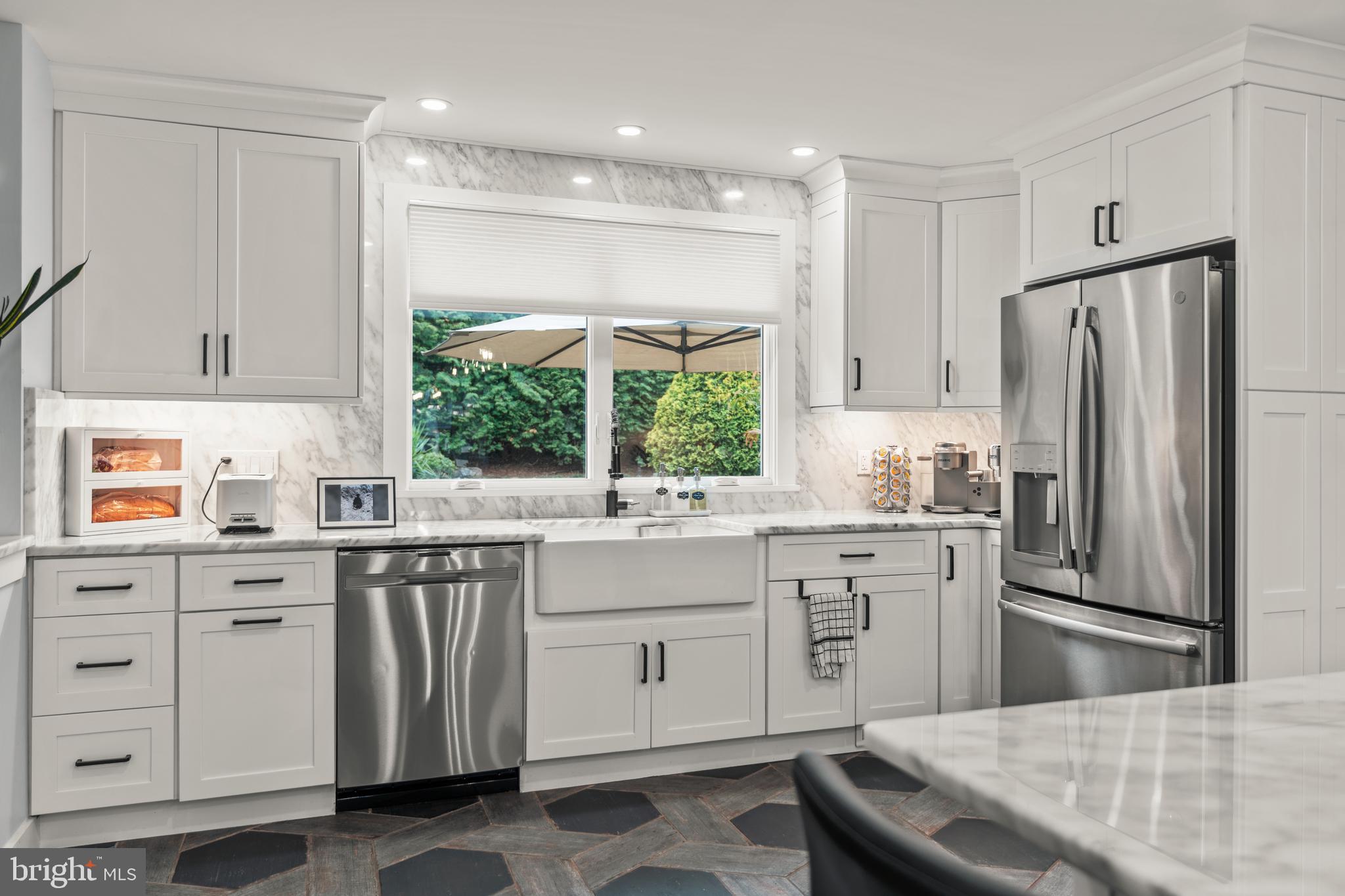HUNTINGDON VALLEY - Residential