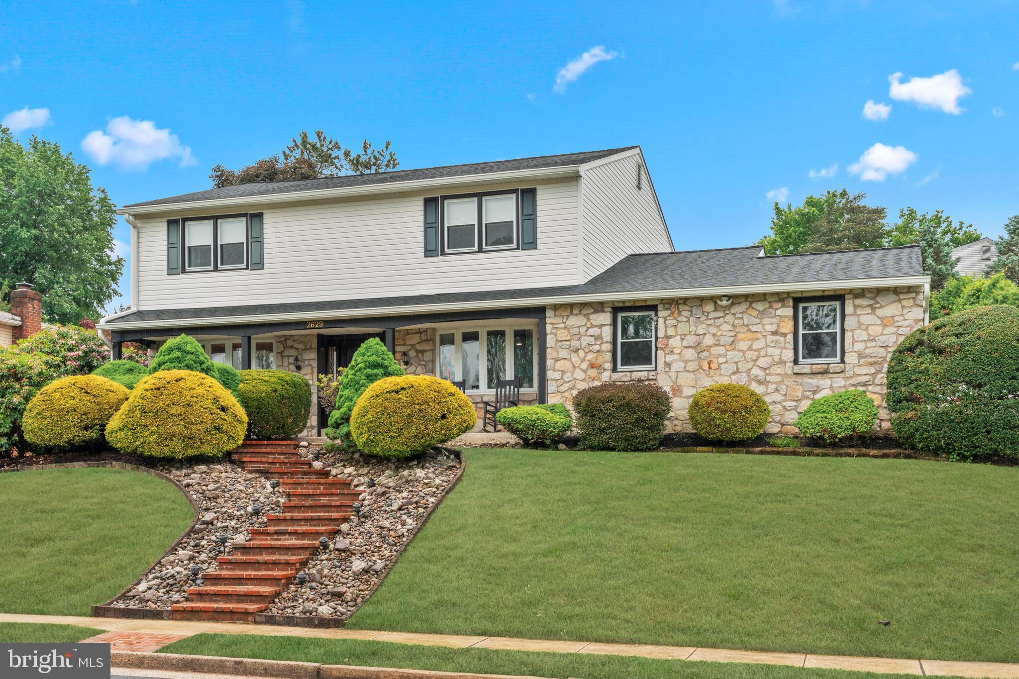 HUNTINGDON VALLEY - Residential